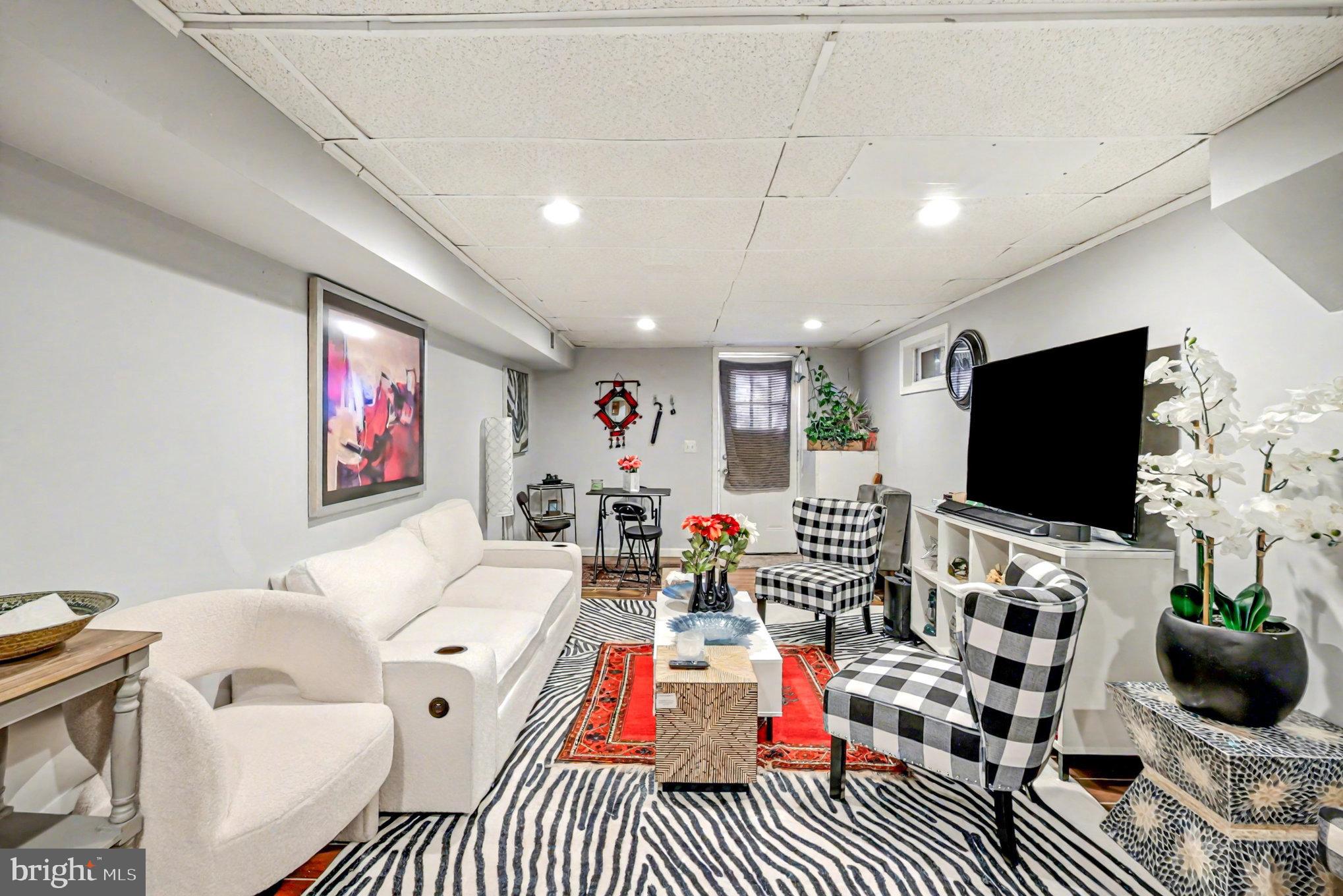 MUNSON HILL - Residential