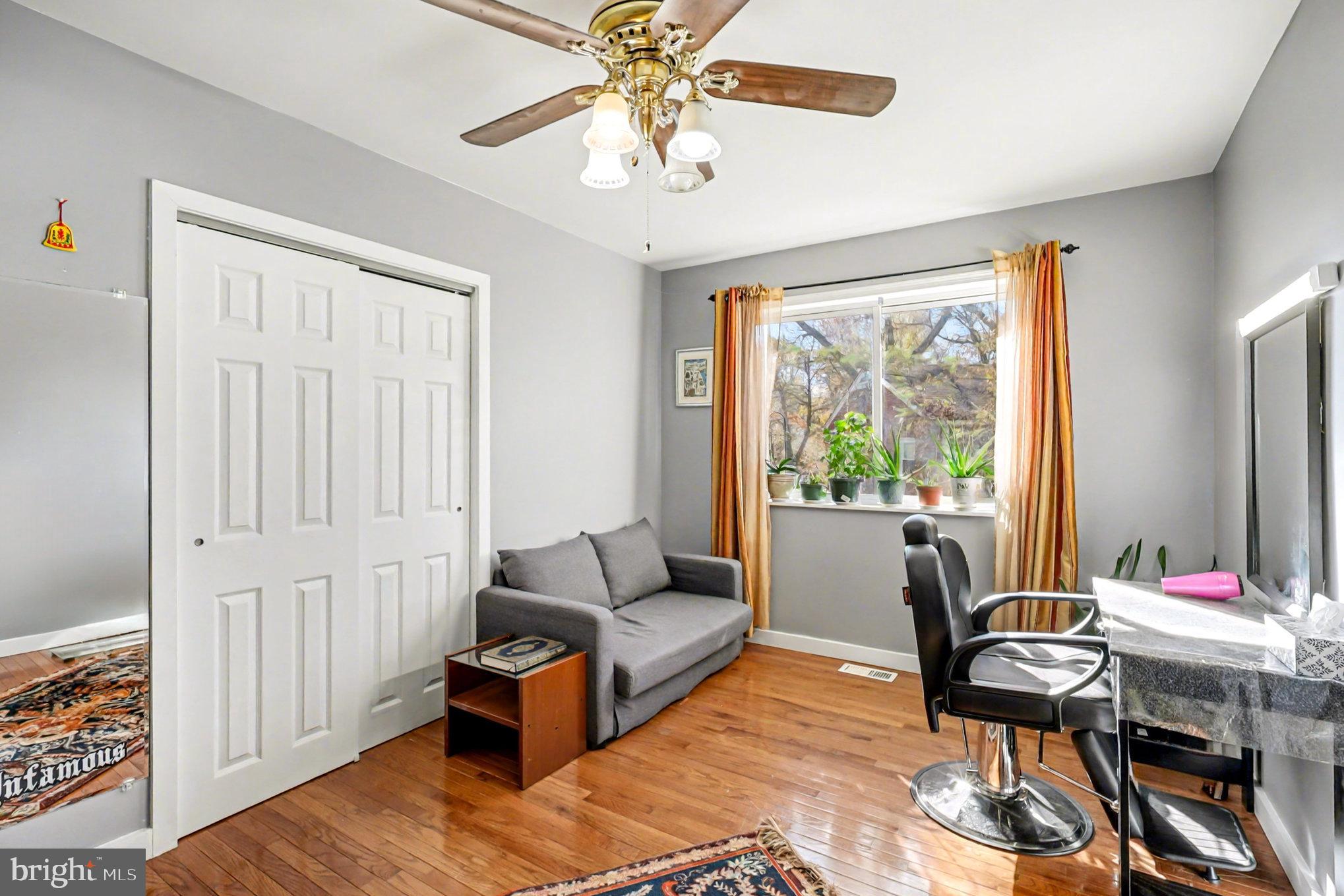 MUNSON HILL - Residential