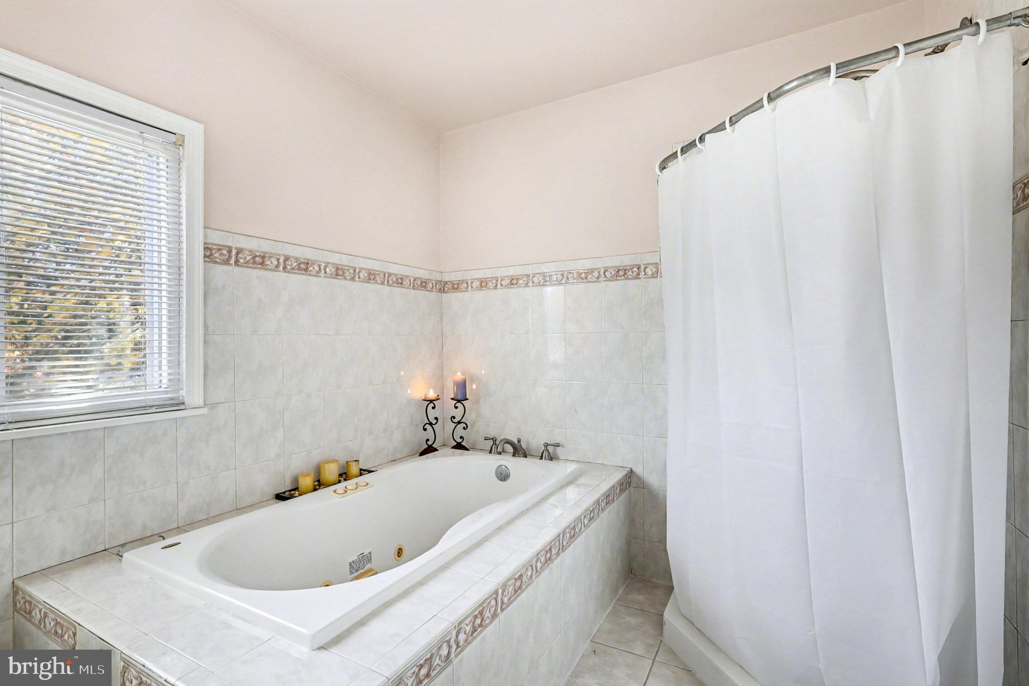 MUNSON HILL - Residential