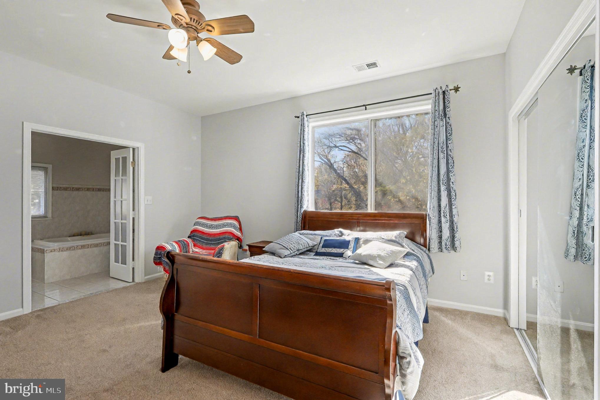 MUNSON HILL - Residential