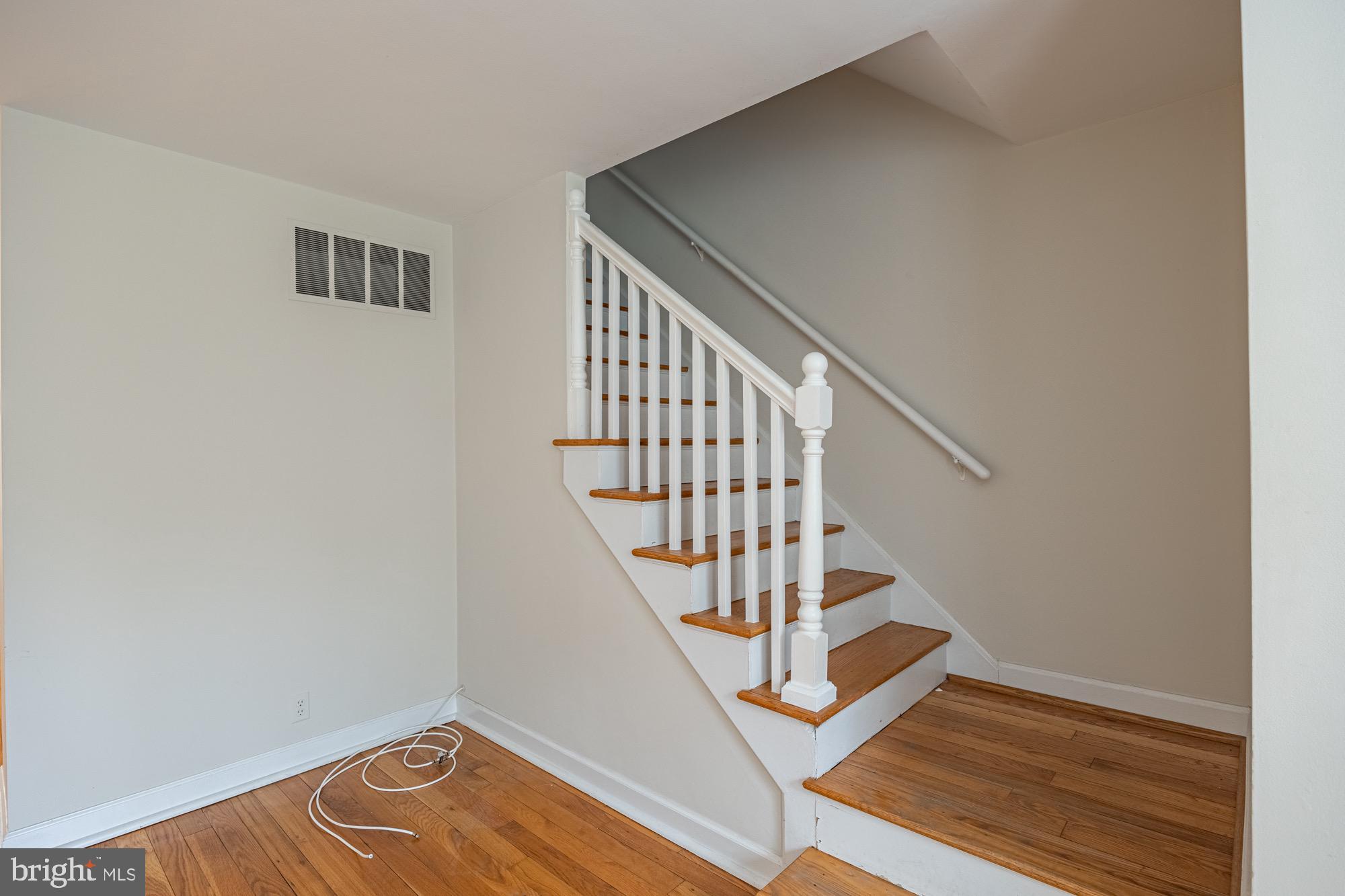 FAIRLINGTON MEADOWS - Residential Lease