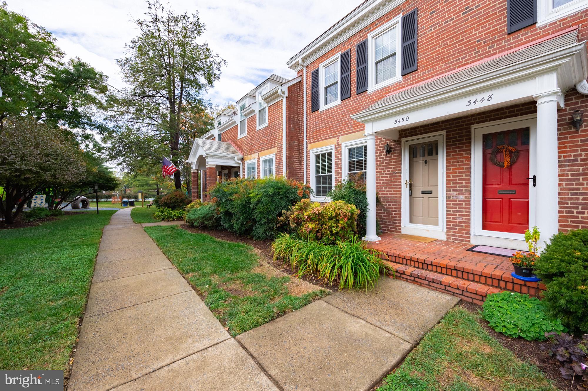FAIRLINGTON MEADOWS - Residential Lease
