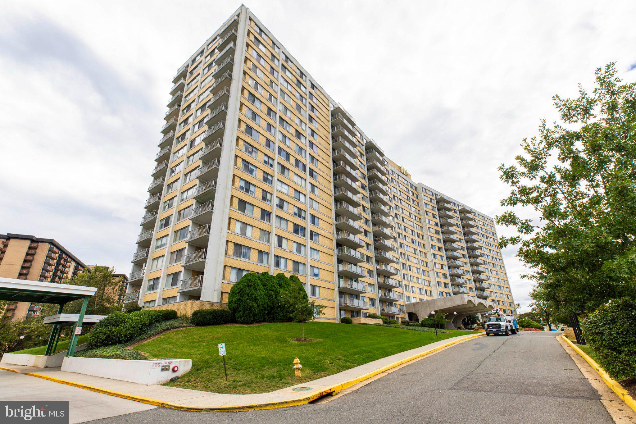 301 N BEAUREGARD STREET 202