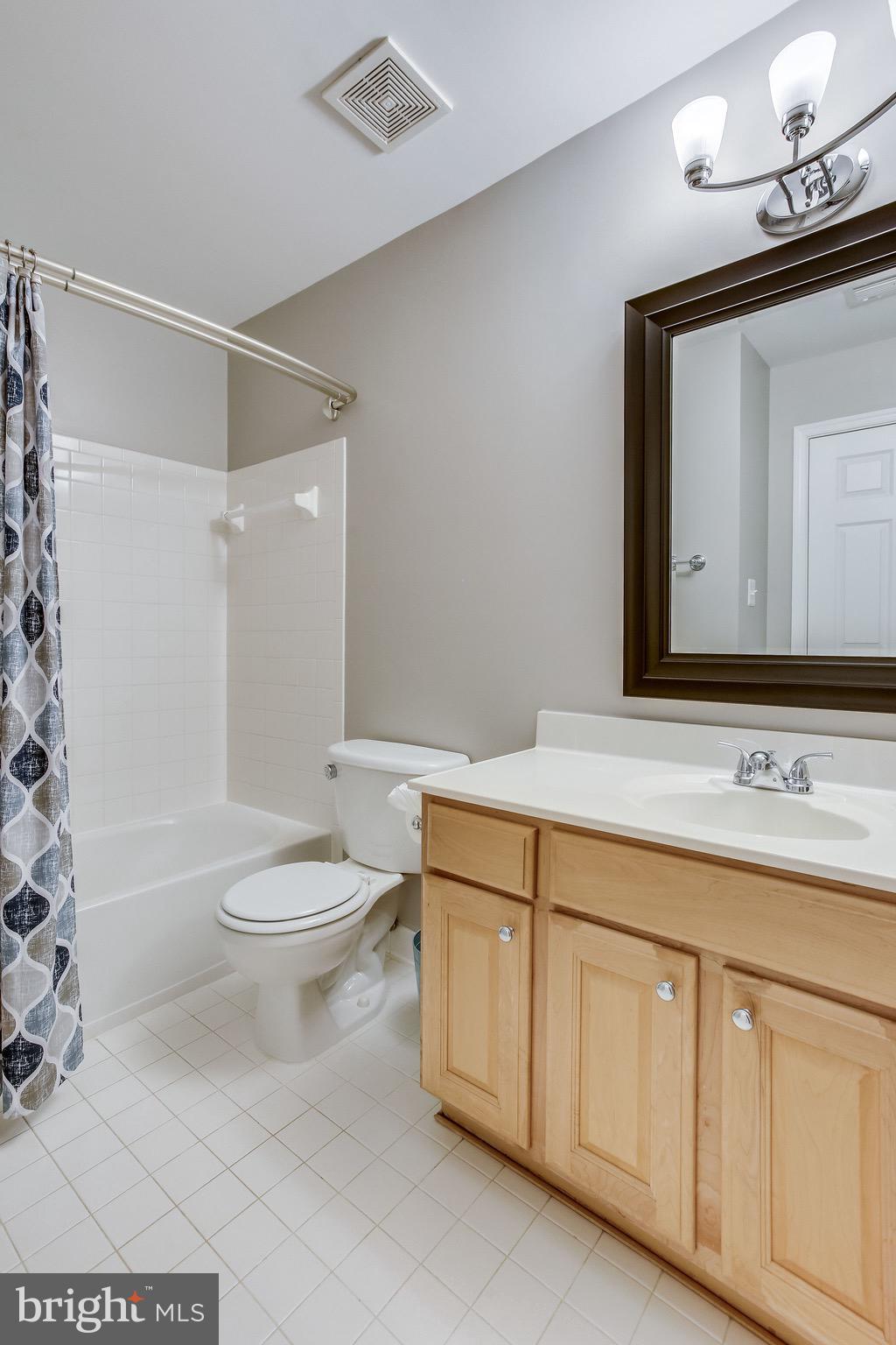 SPRING LAKES - Residential Lease