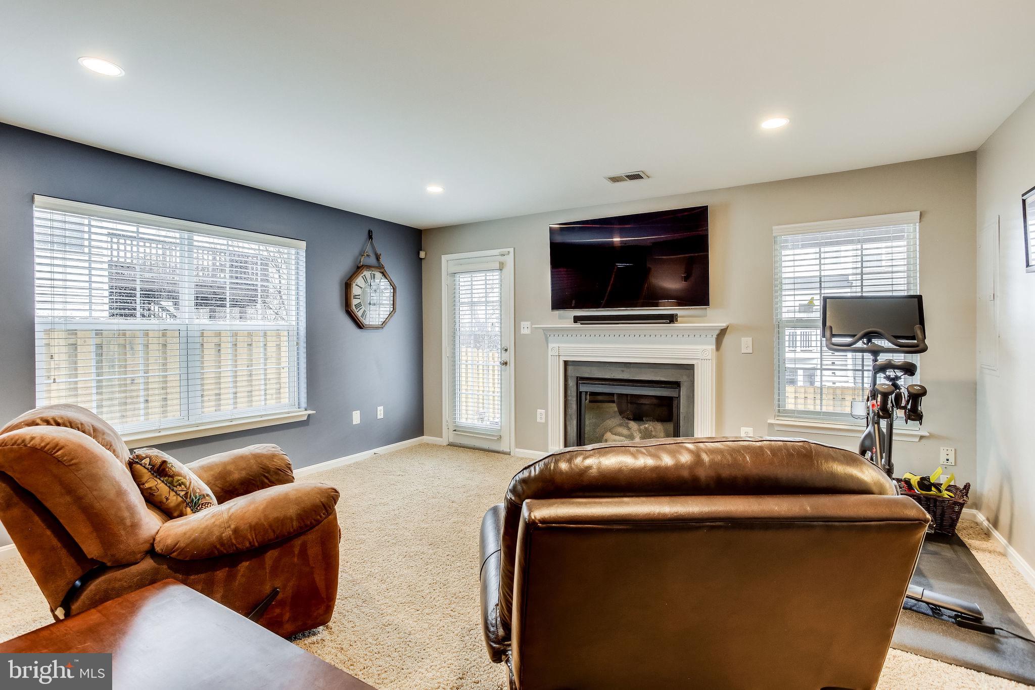 SPRING LAKES - Residential Lease