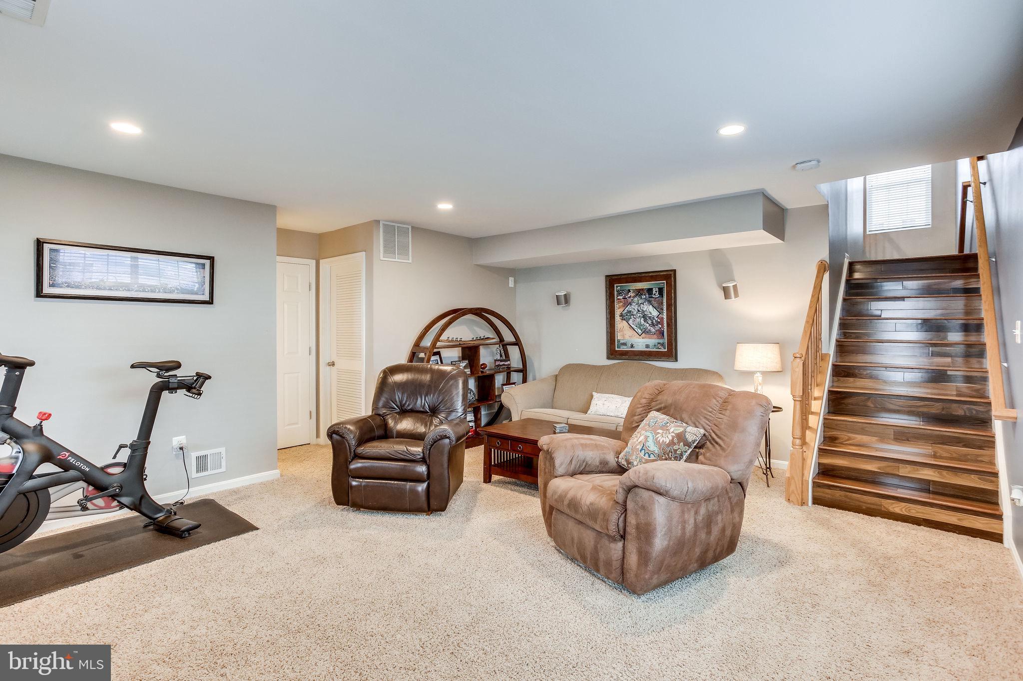 SPRING LAKES - Residential Lease