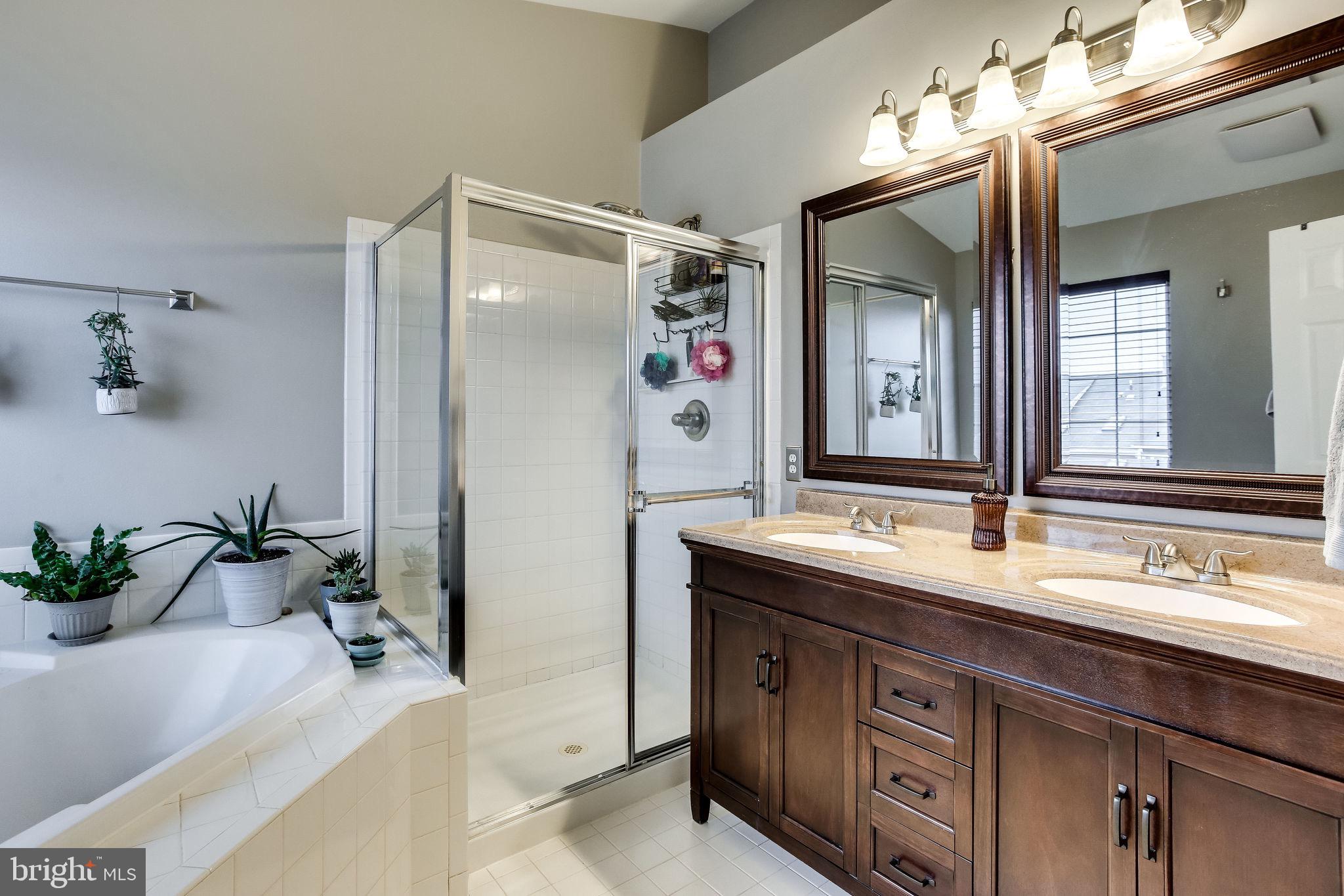 SPRING LAKES - Residential Lease