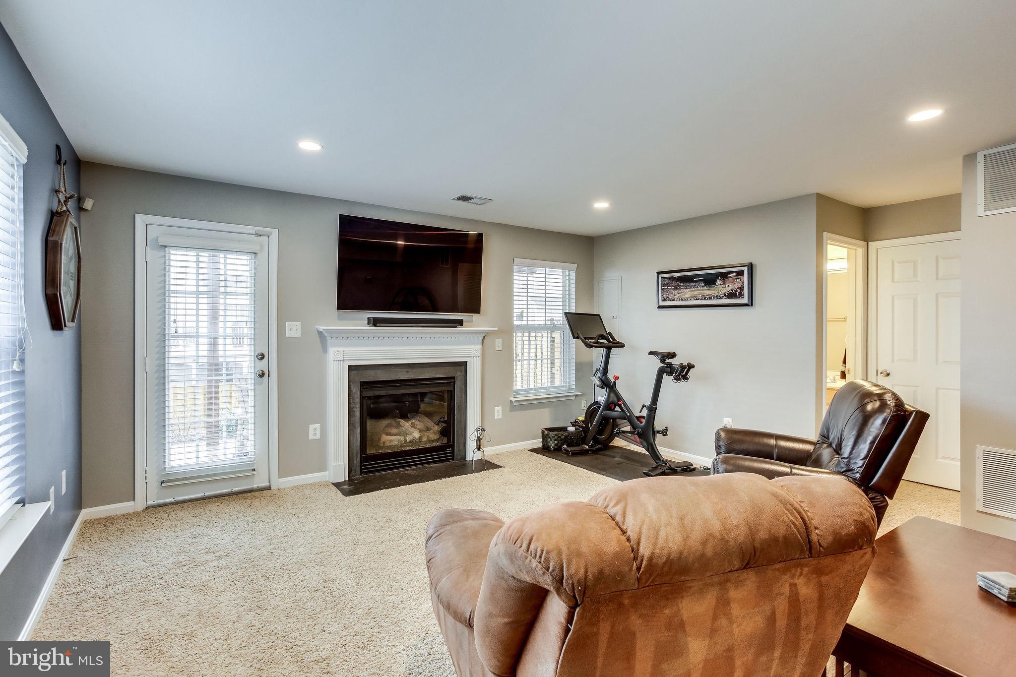 SPRING LAKES - Residential Lease