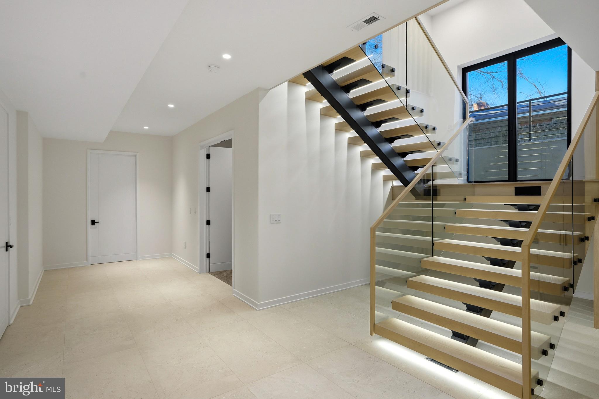 WEST LEWINSVILLE HEIGHTS - Residential