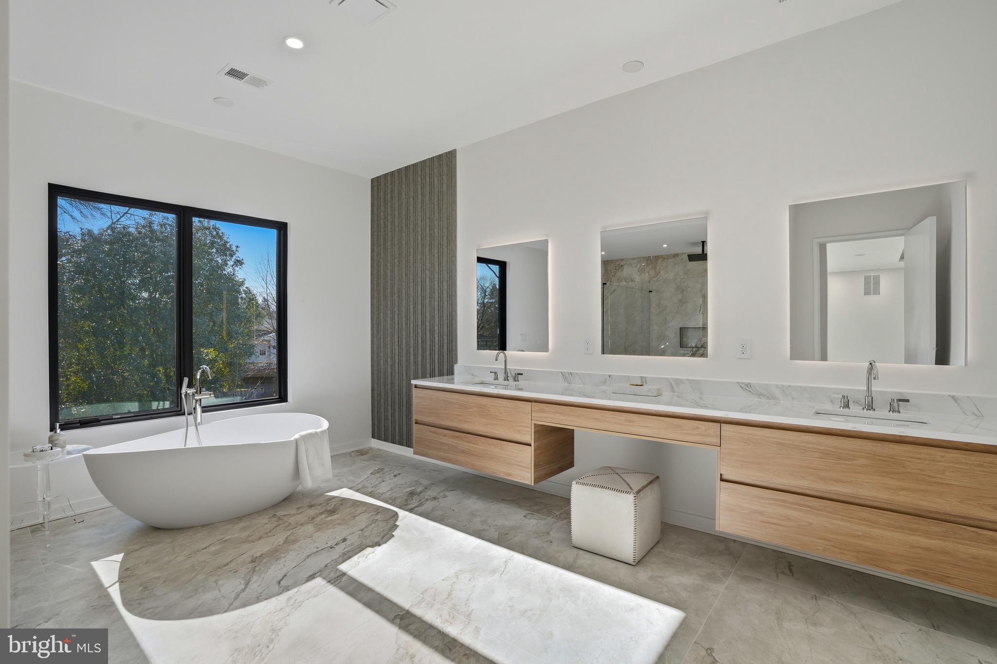 WEST LEWINSVILLE HEIGHTS - Residential