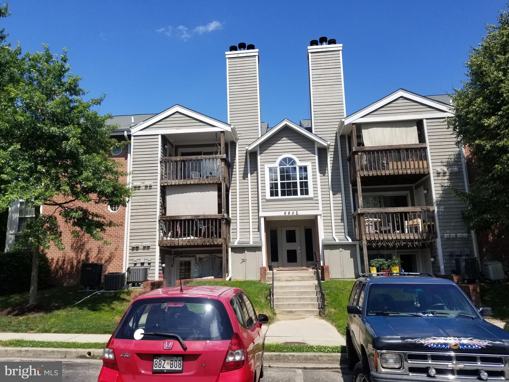 CROMWELL FOUNTAIN - Residential