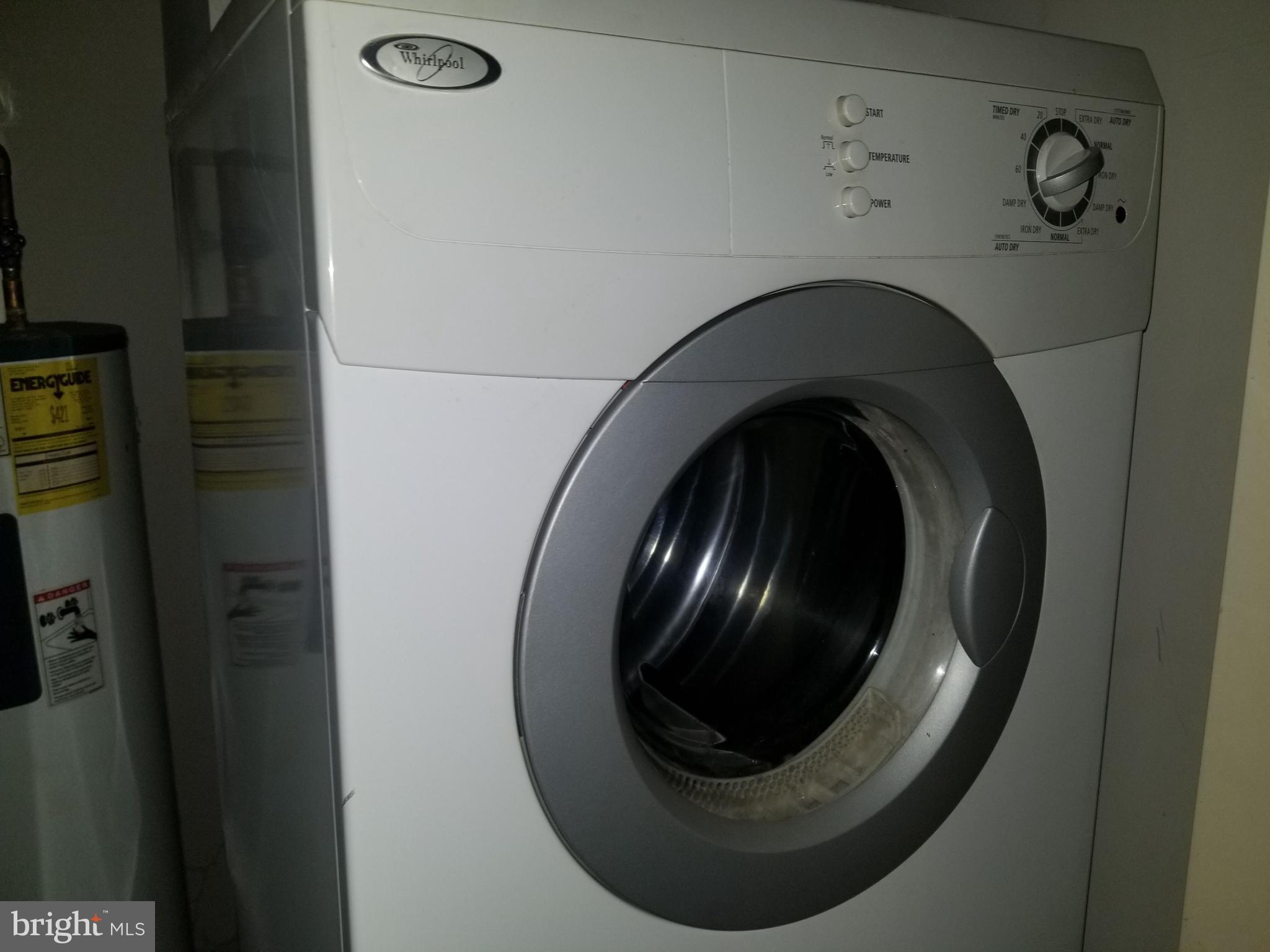 CROMWELL FOUNTAIN - Residential