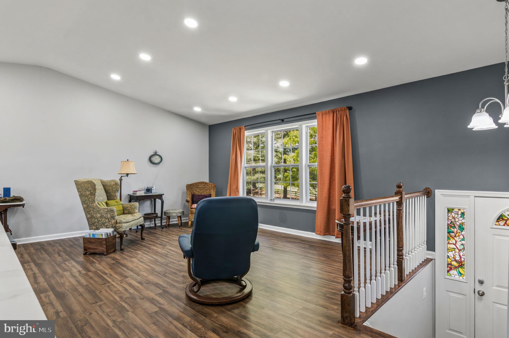 7612 LEEDS MANOR