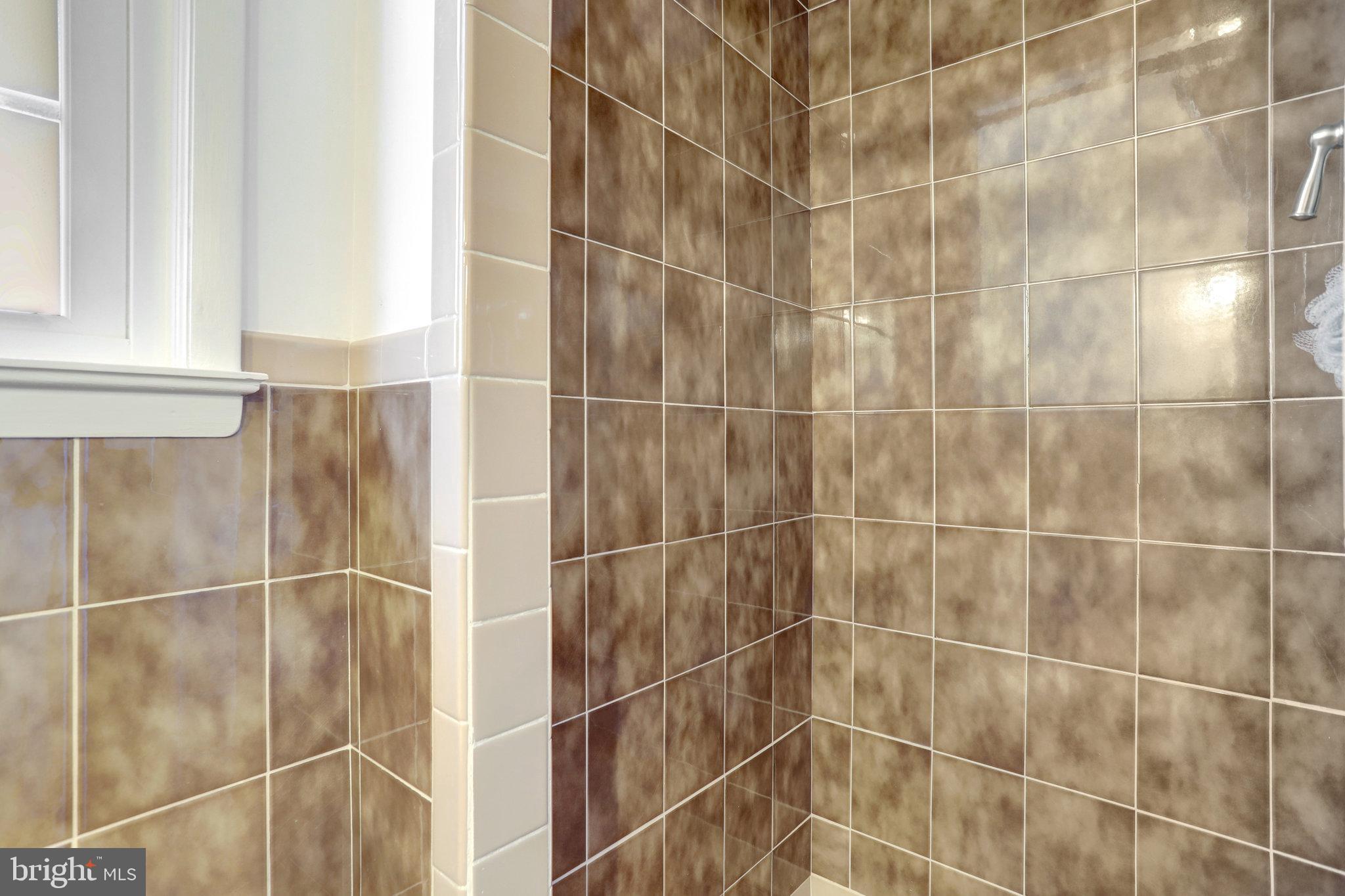 HOLLINDALE - Residential