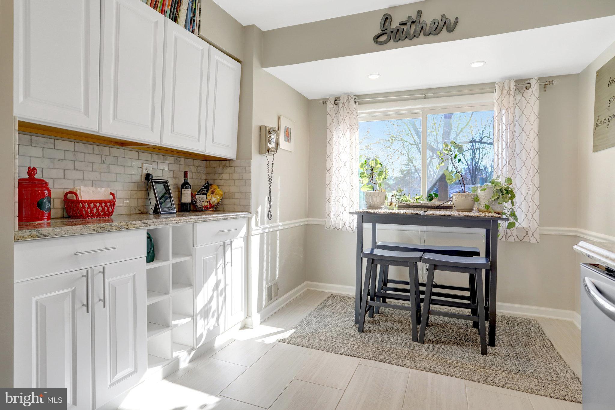 HOLLINDALE - Residential