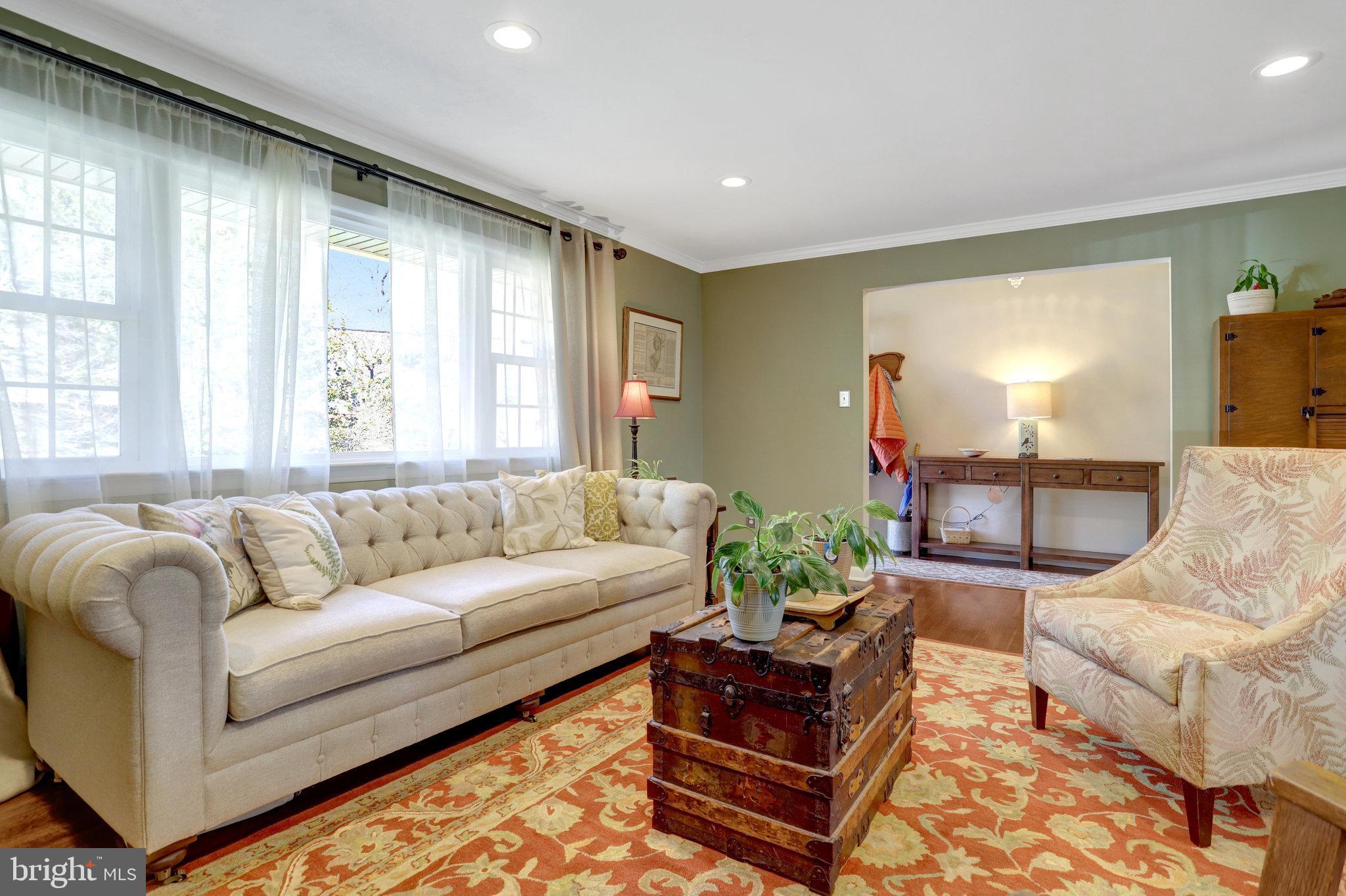 HOLLINDALE - Residential