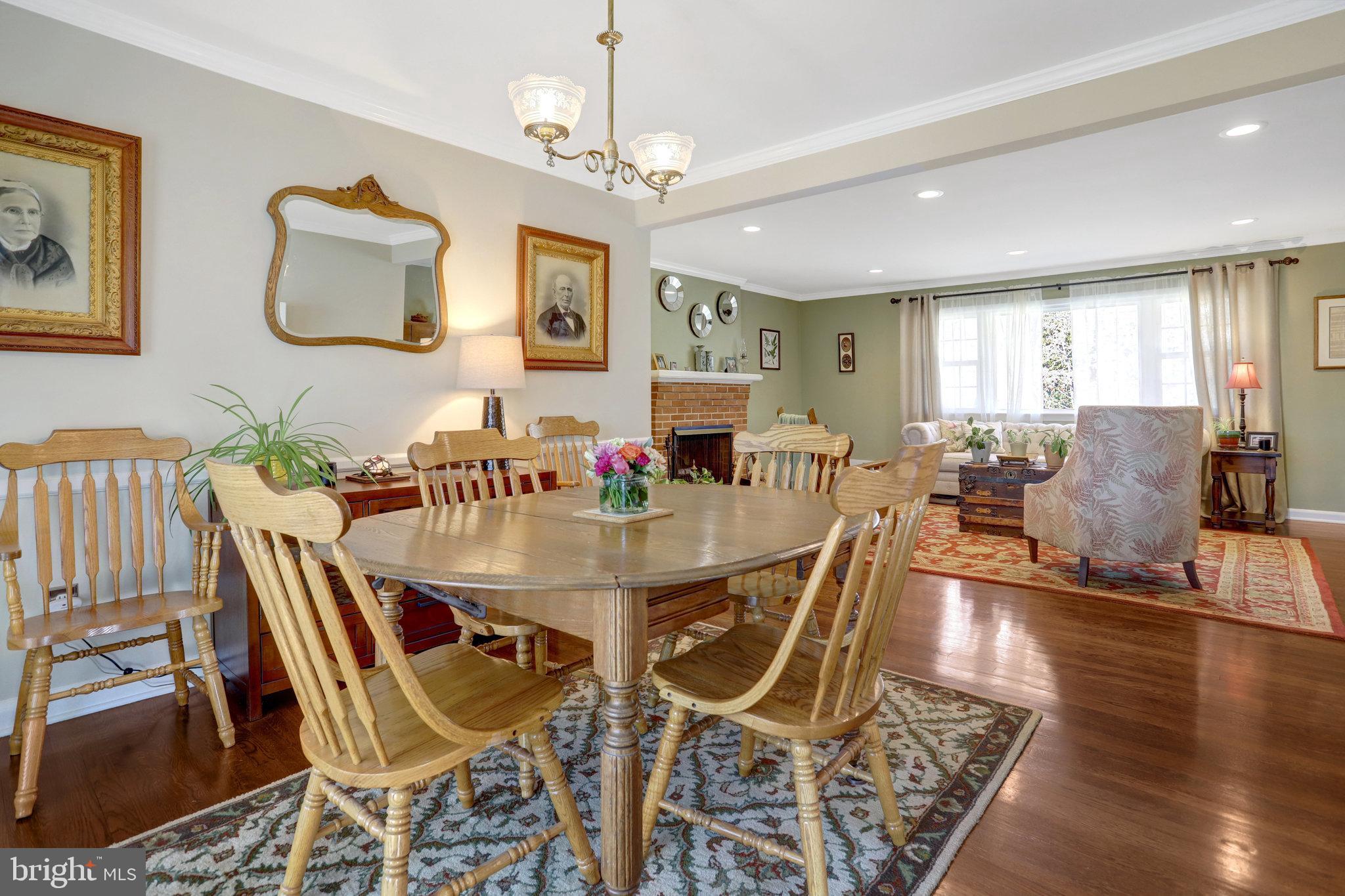 HOLLINDALE - Residential