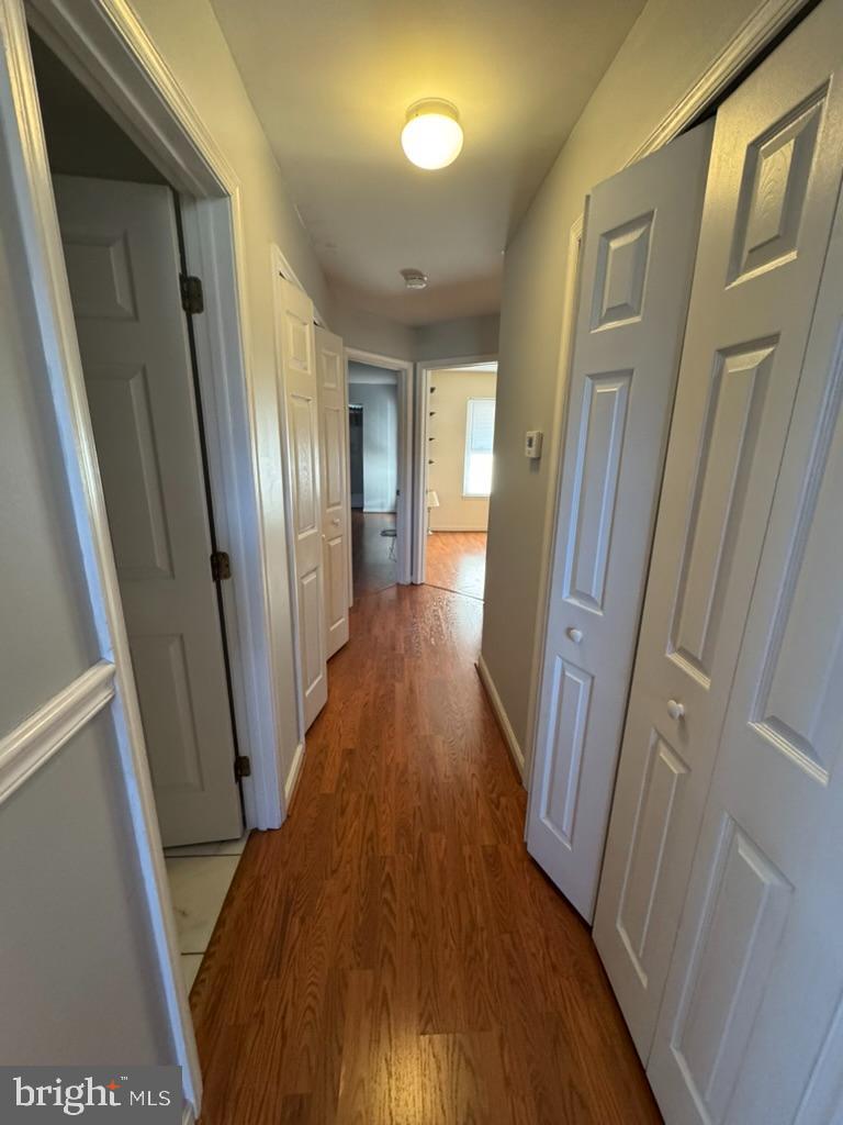 RIVERCHASE - Residential