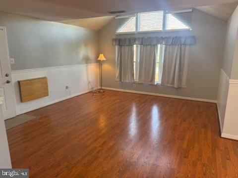 RIVERCHASE - Residential