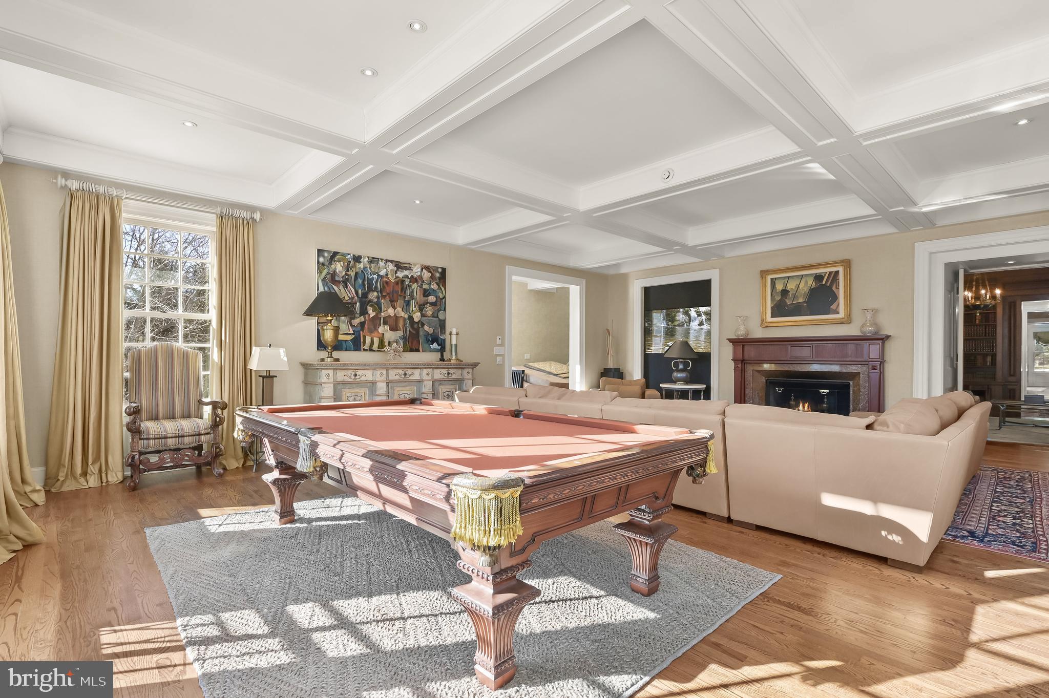 CHEVY CHASE - Residential
