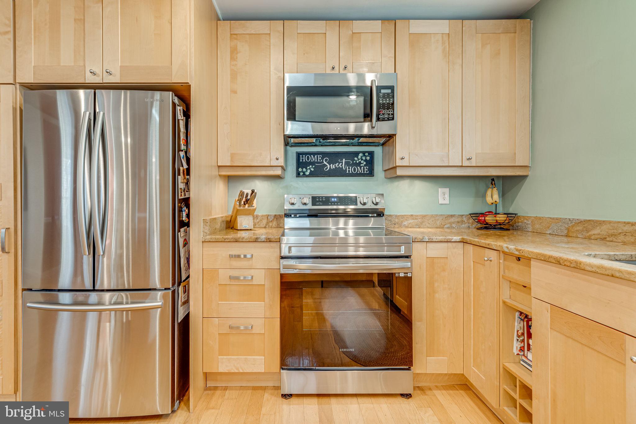 PARIS ESTATES - Residential