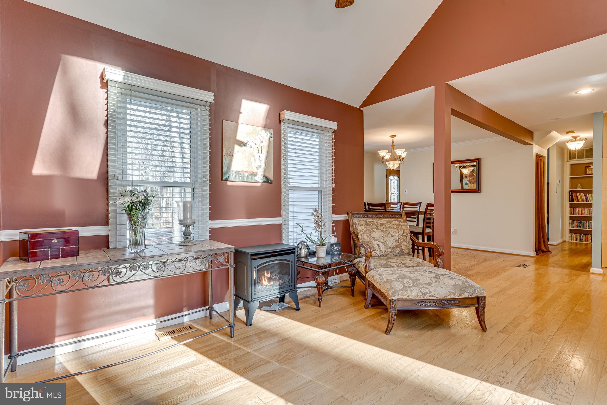 PARIS ESTATES - Residential