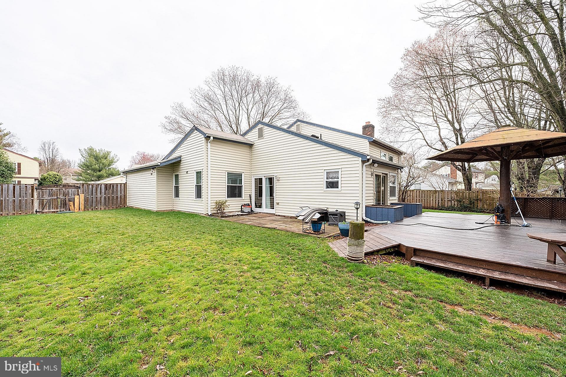 OAK TREE - Residential