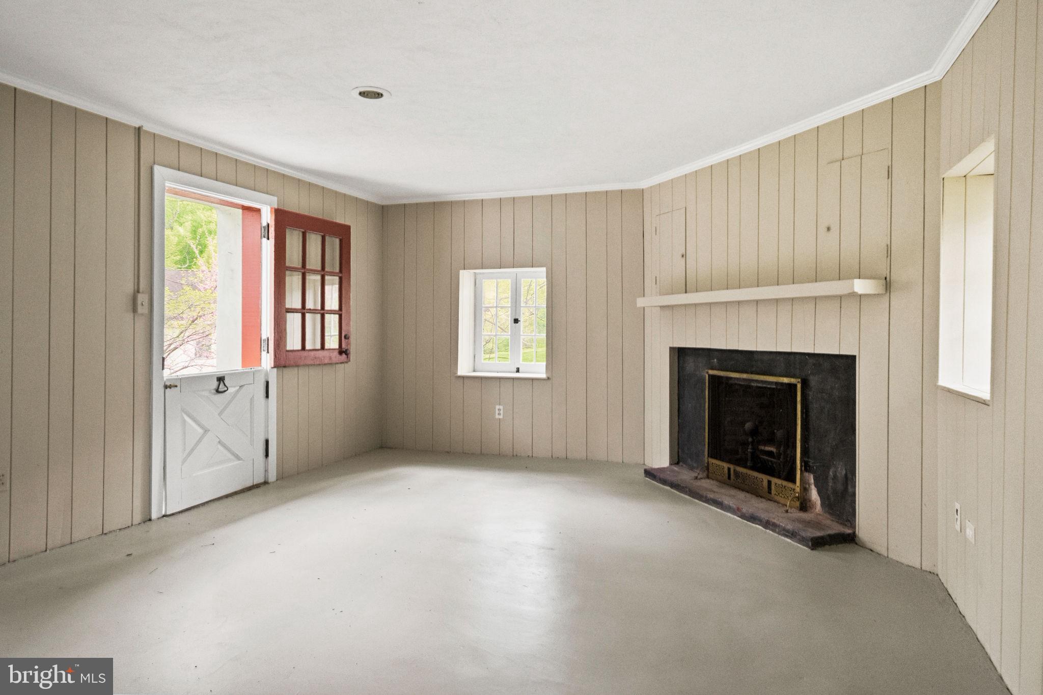 INDIAN SPRINGS - Residential