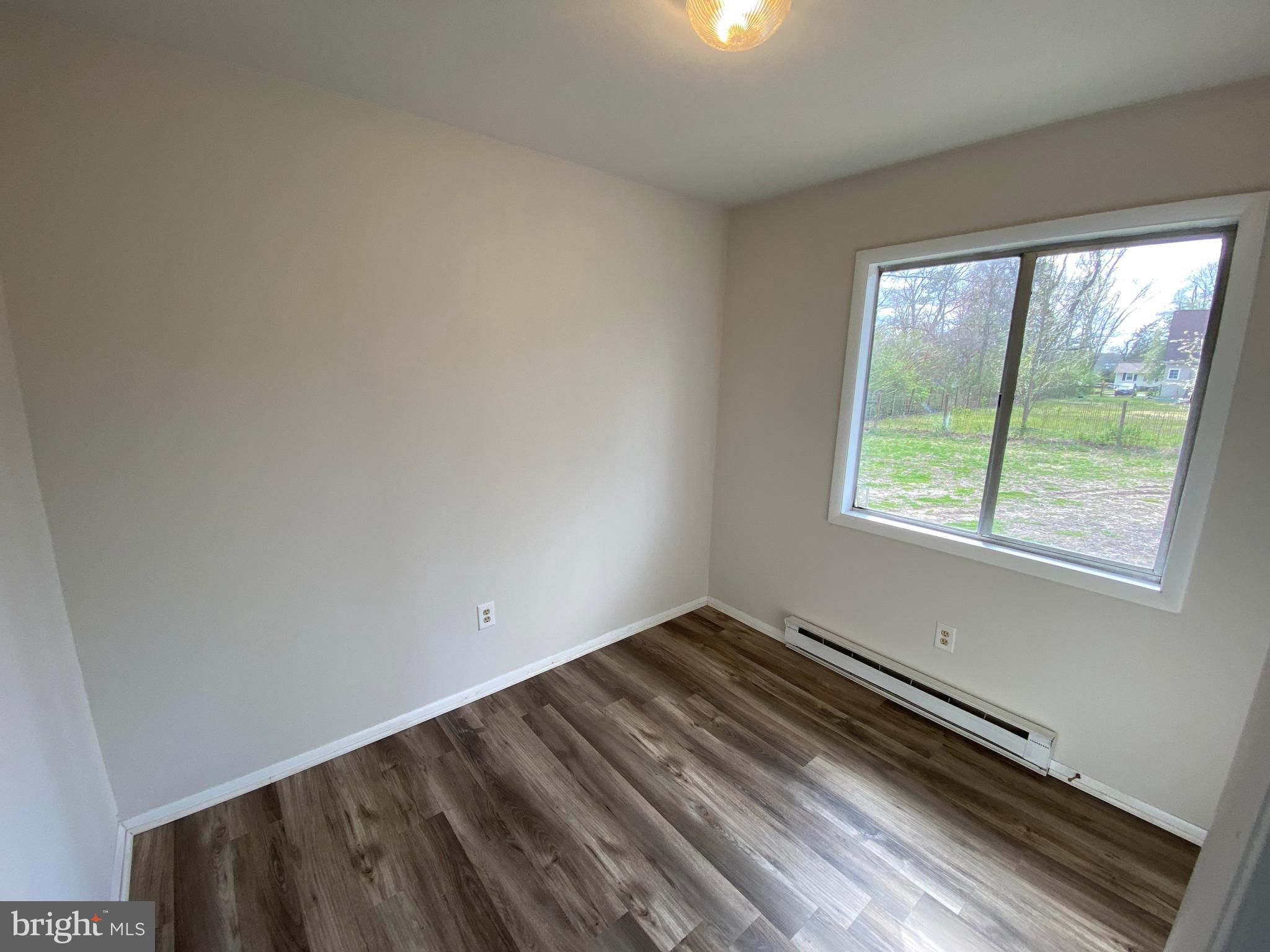 DAHLGREN DISTRICT - Residential Lease