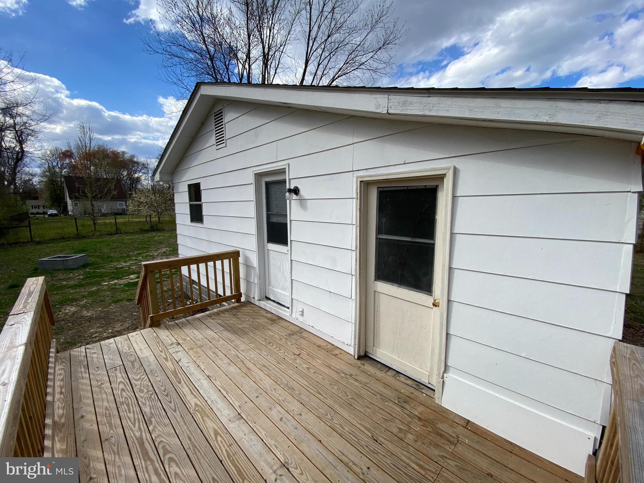 DAHLGREN DISTRICT - Residential Lease