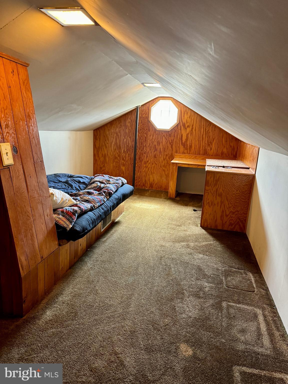 KEEWAYDIN - Residential