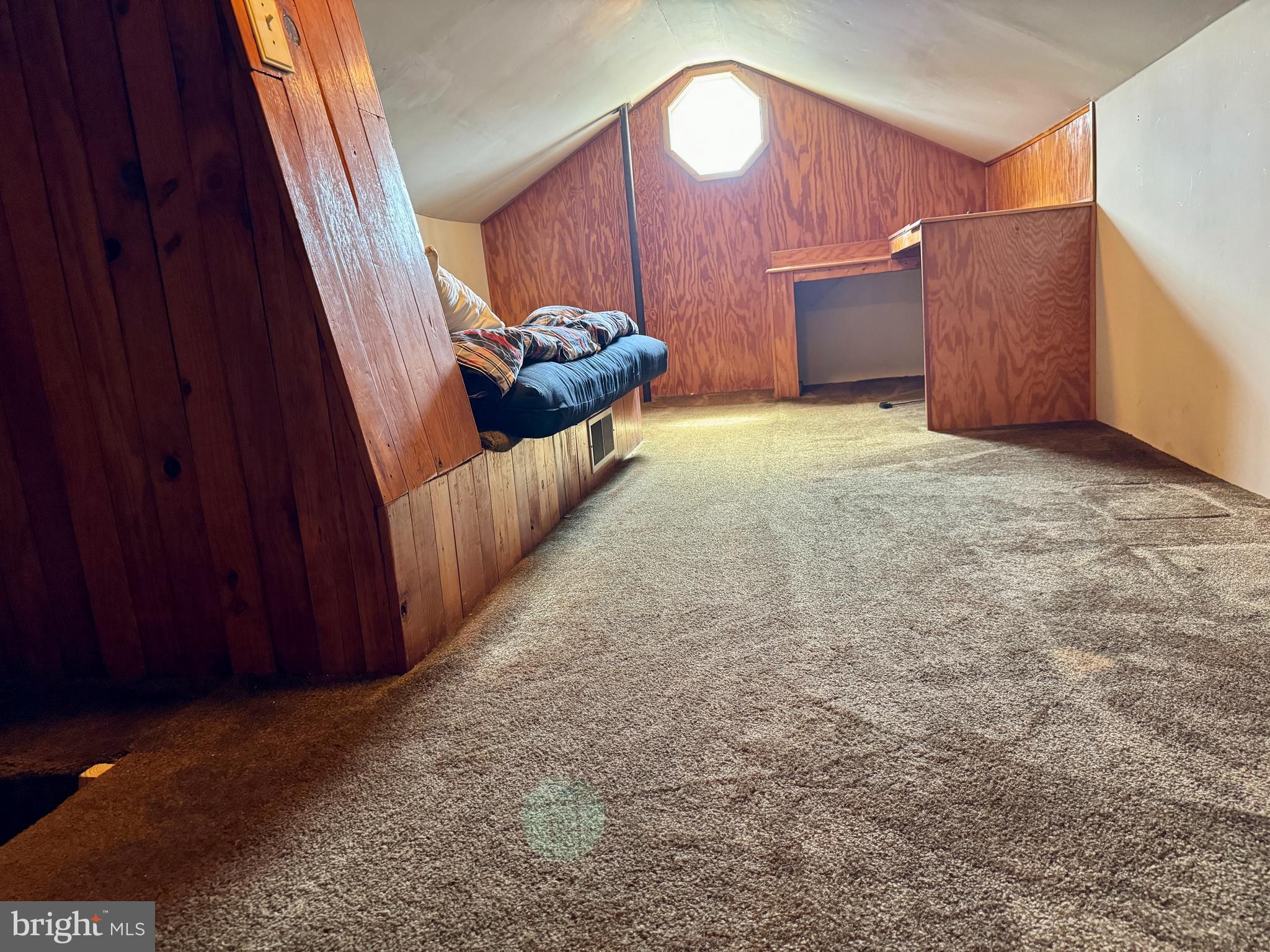 KEEWAYDIN - Residential