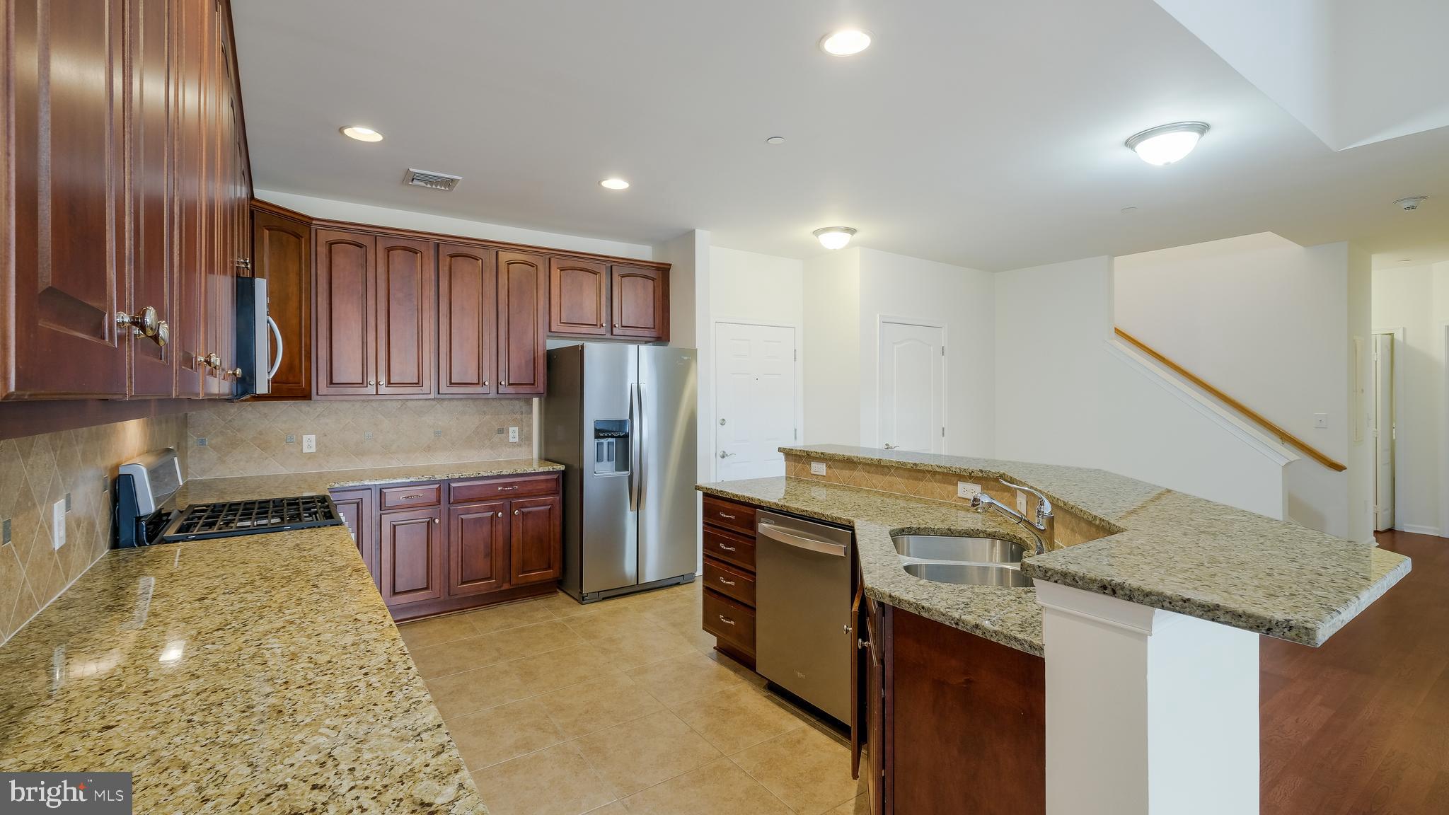 HUNTINGDON PLACE - Residential