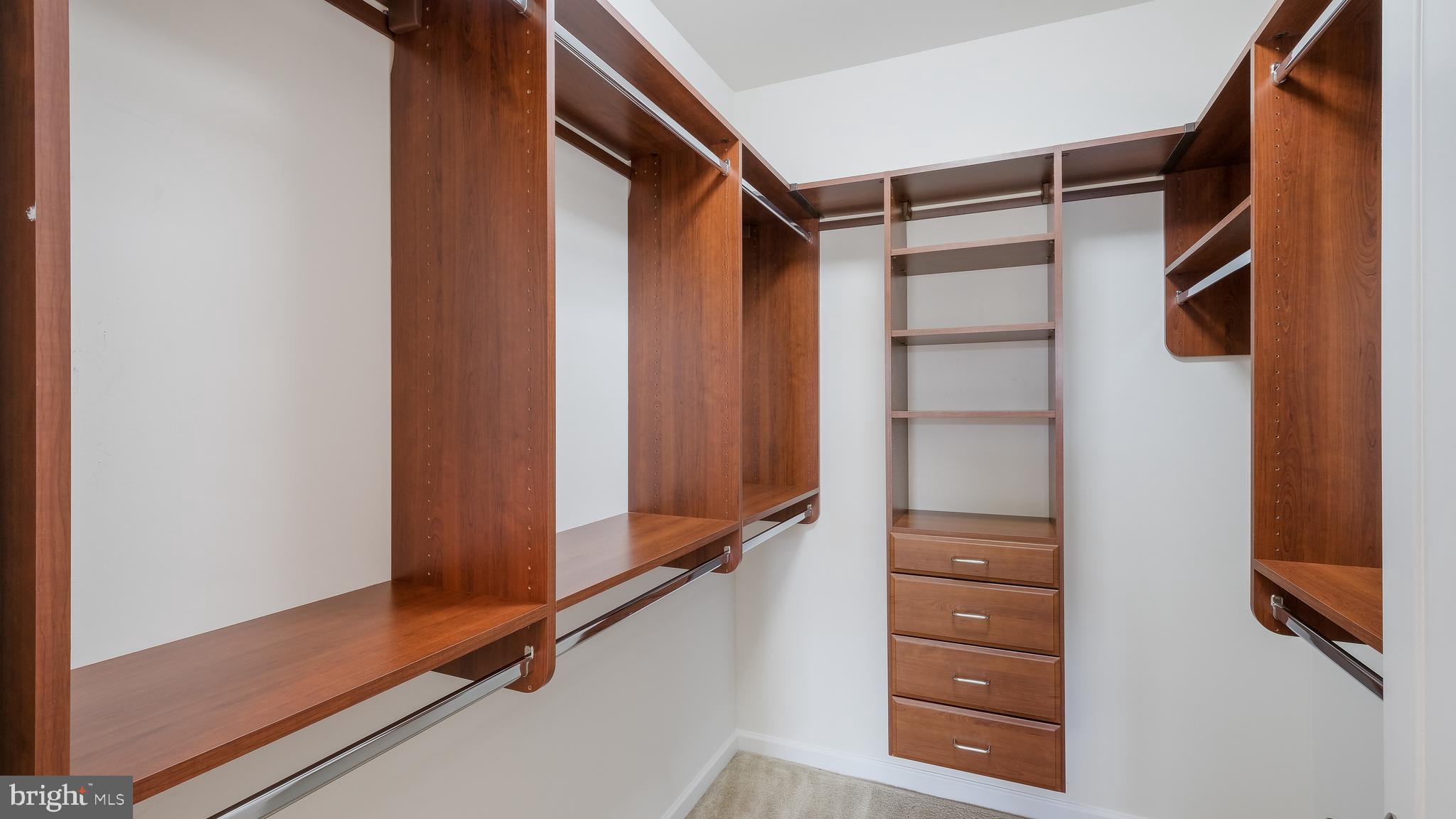 HUNTINGDON PLACE - Residential