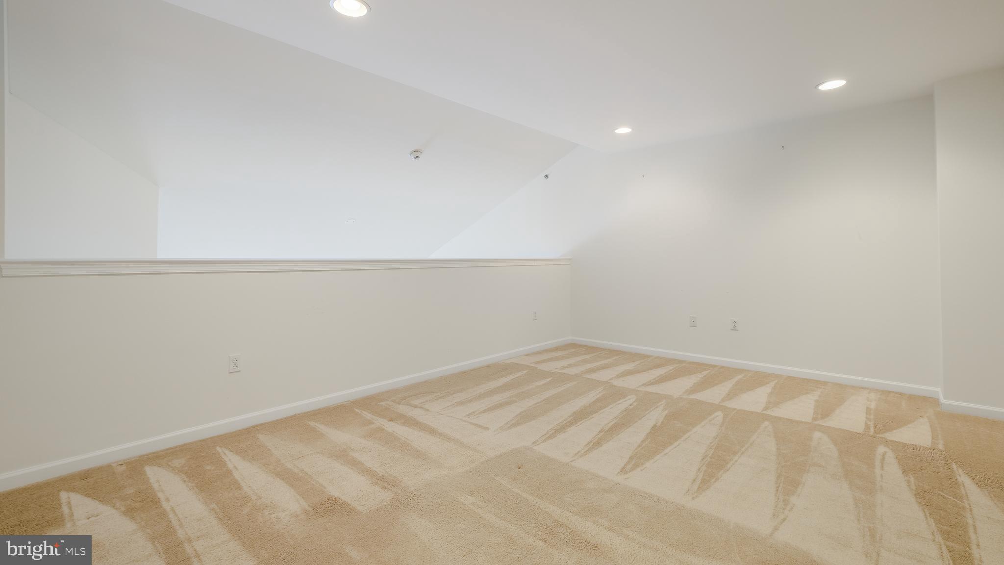 HUNTINGDON PLACE - Residential