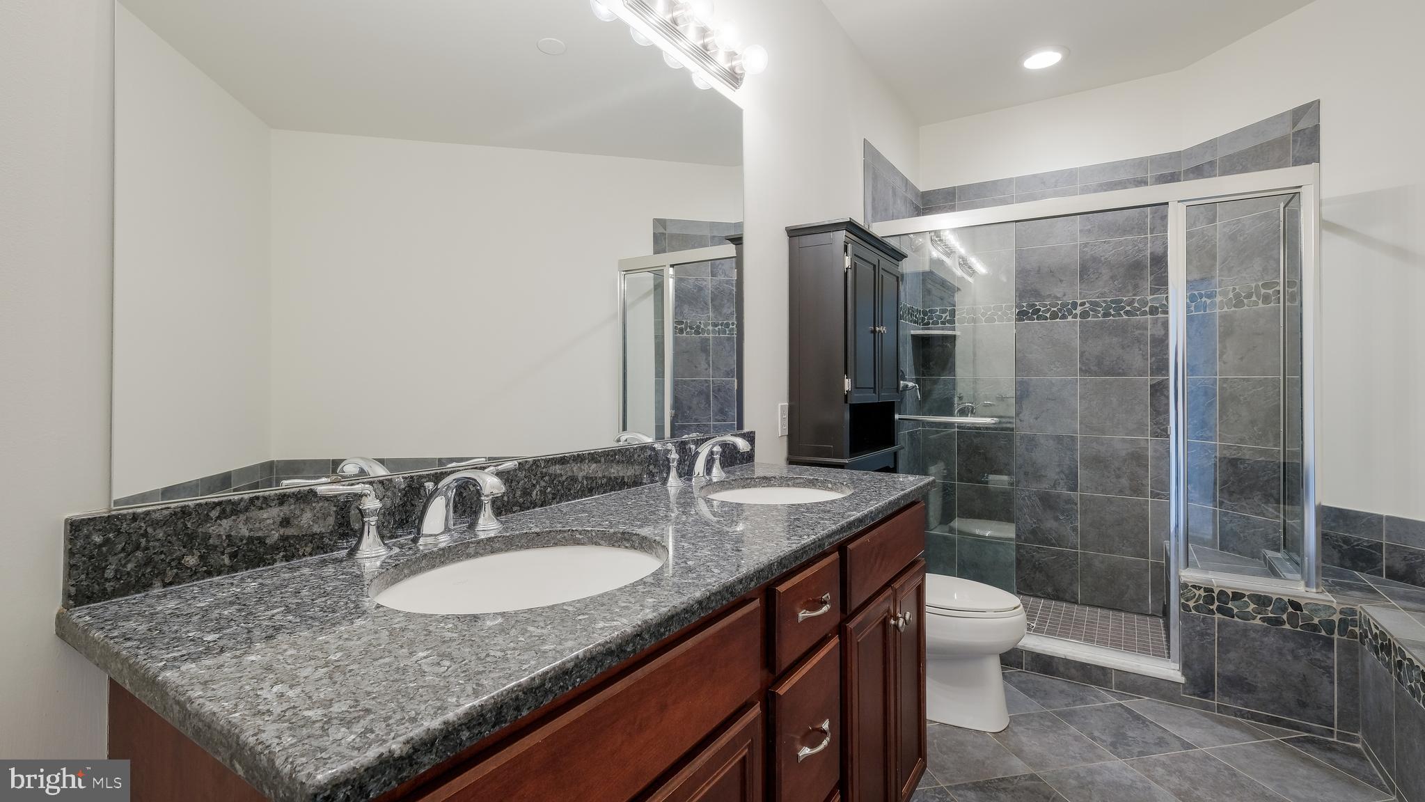 HUNTINGDON PLACE - Residential