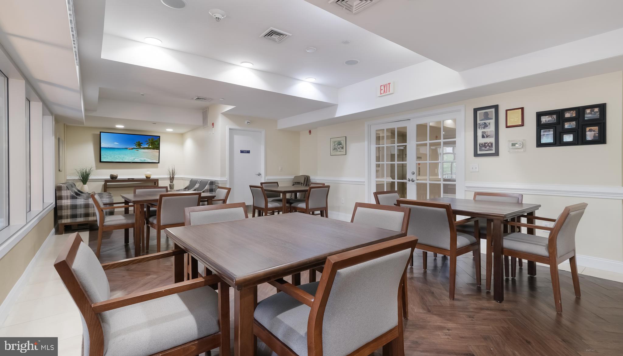 HUNTINGDON PLACE - Residential