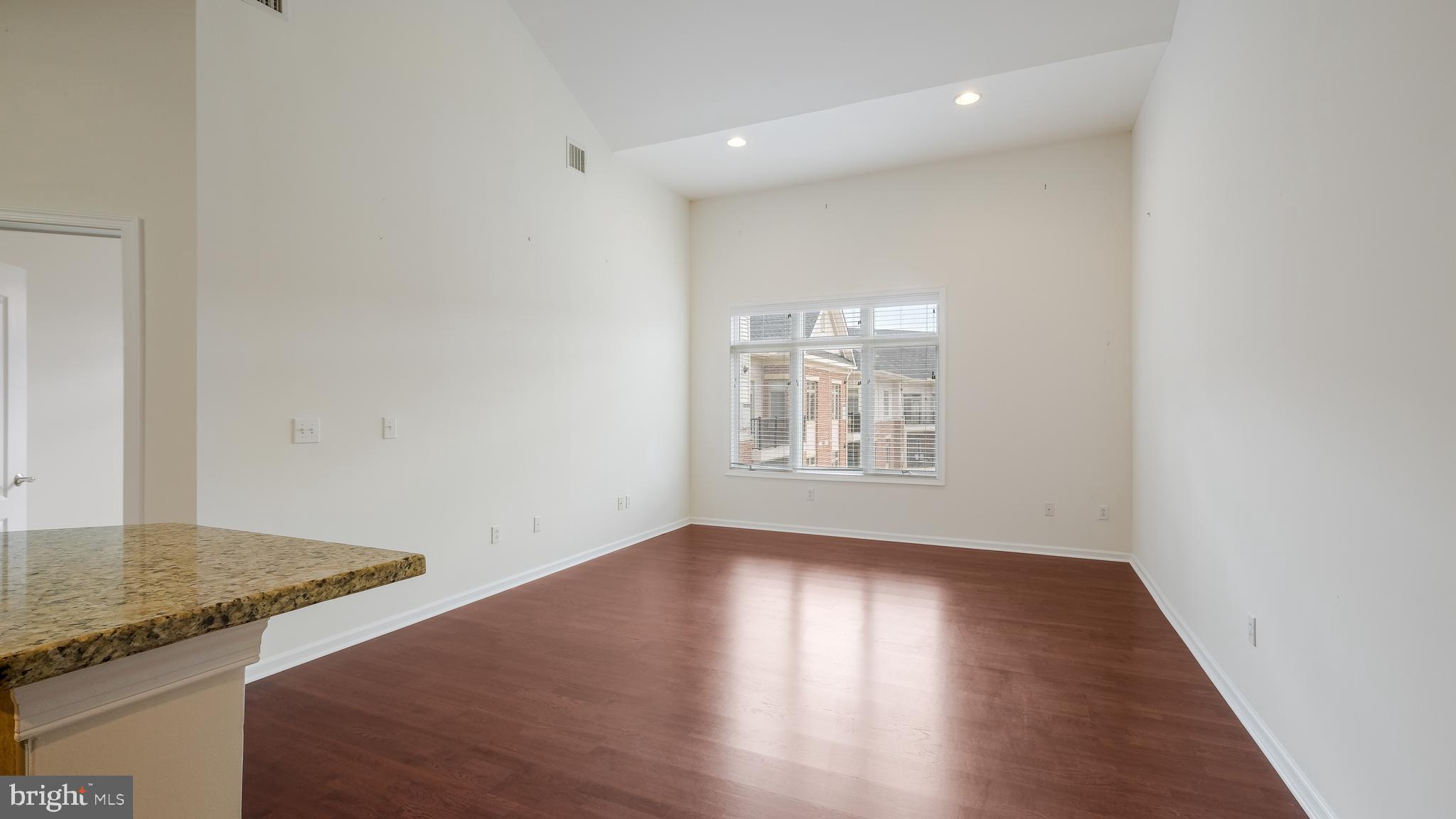 HUNTINGDON PLACE - Residential