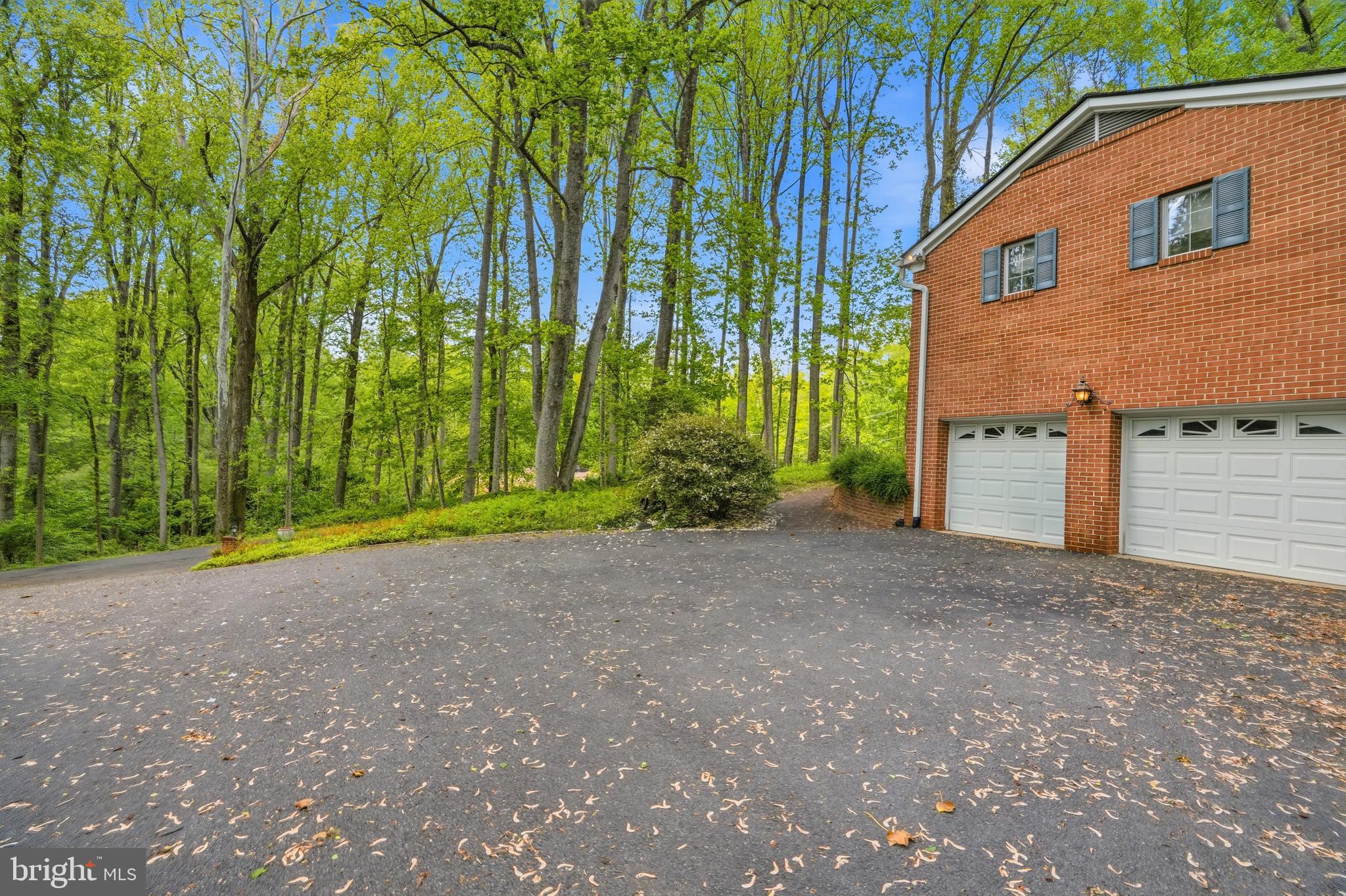 8545 OLD DOMINION DRIVE