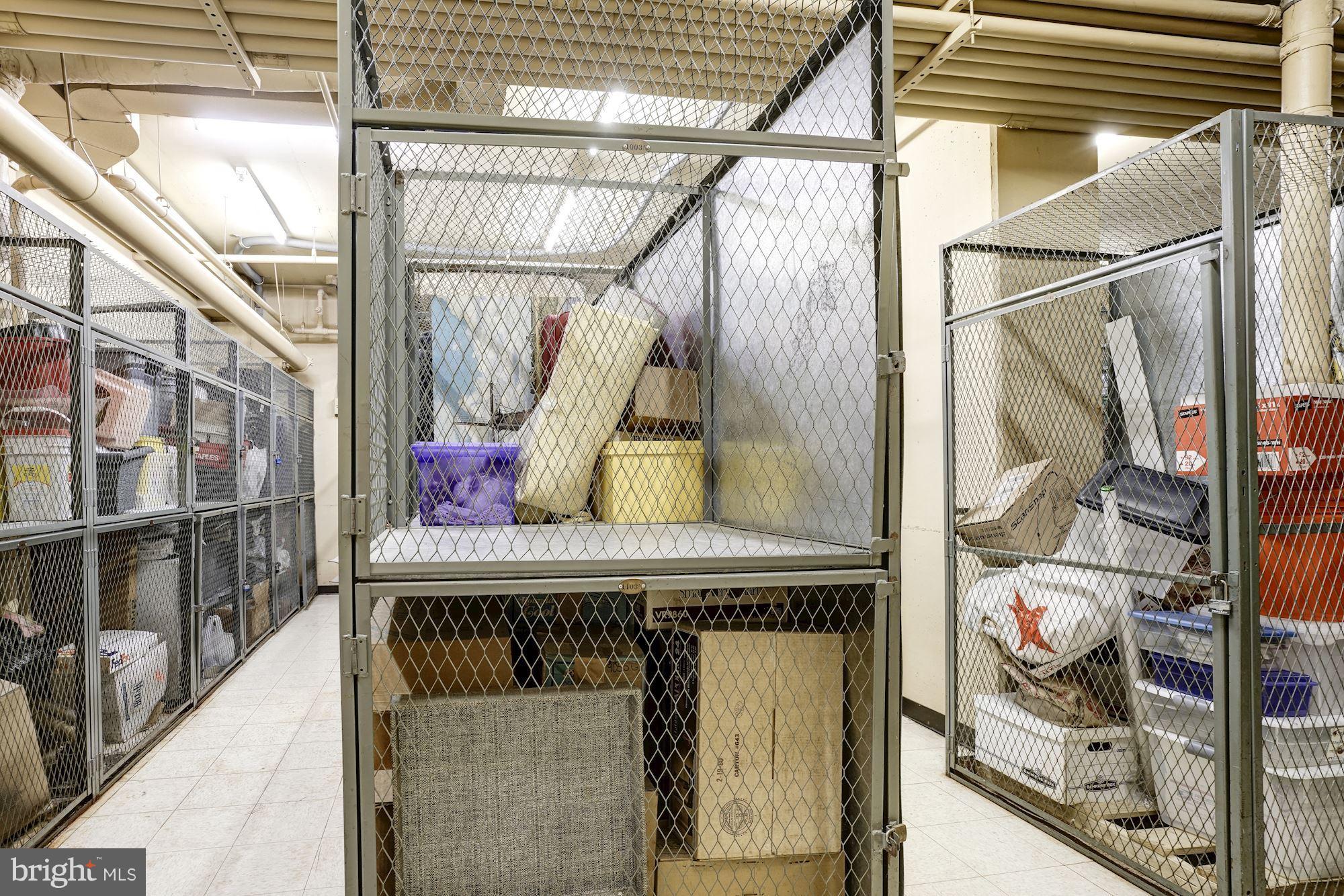 SKYLINE SQUARE CONDO - Residential