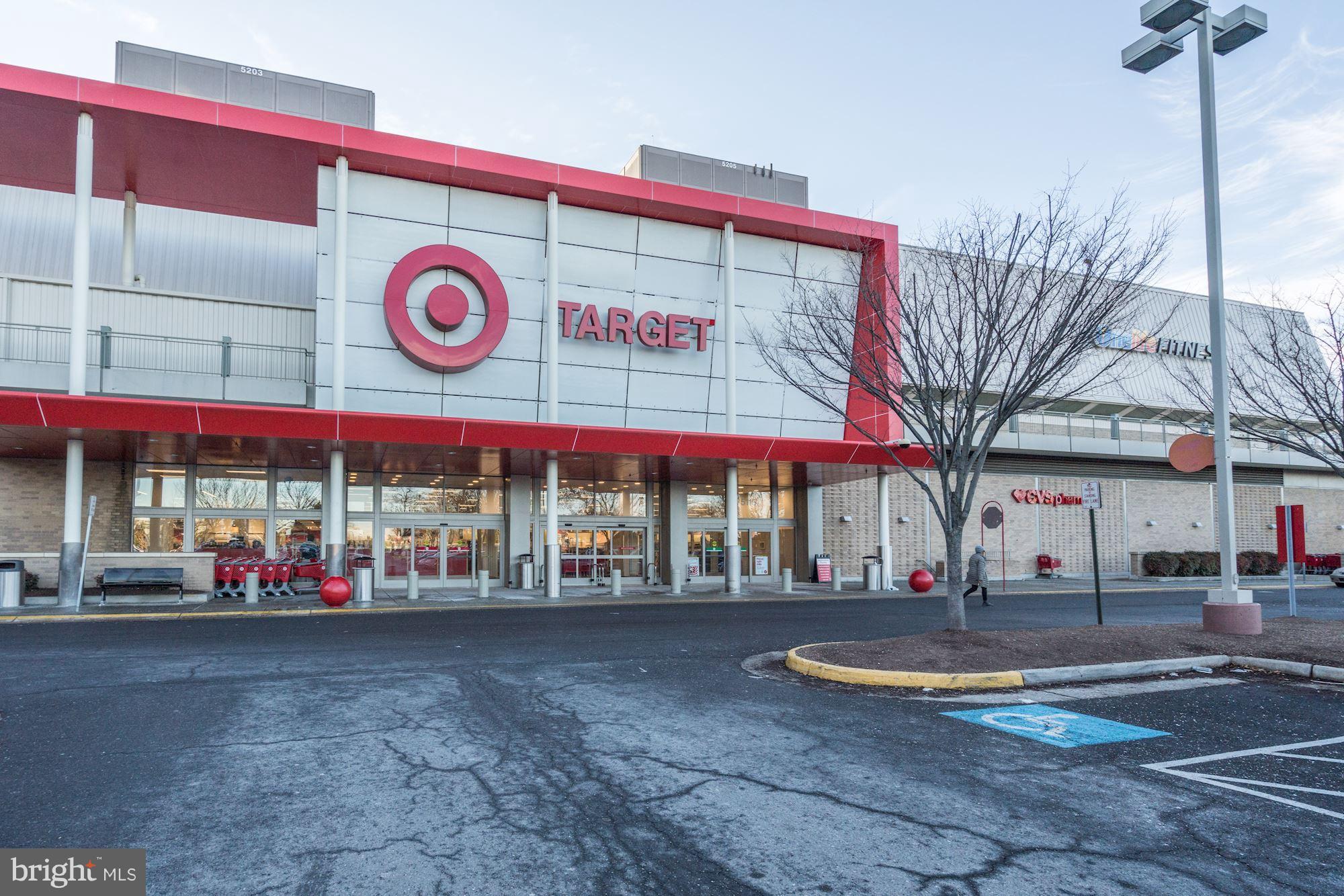 SKYLINE SQUARE CONDO - Residential