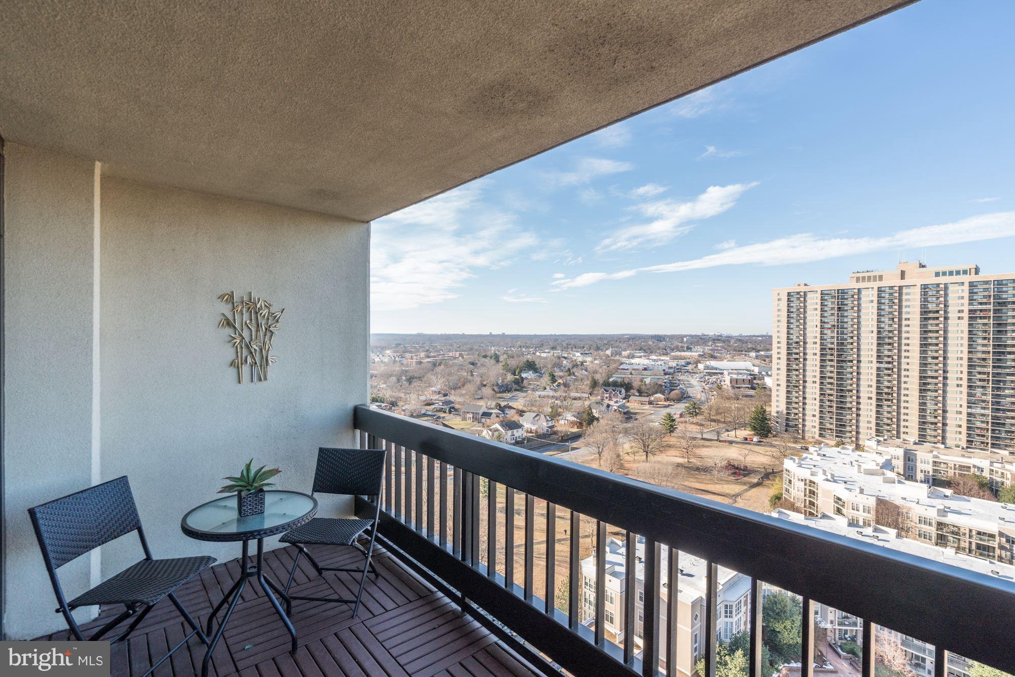 SKYLINE SQUARE CONDO - Residential