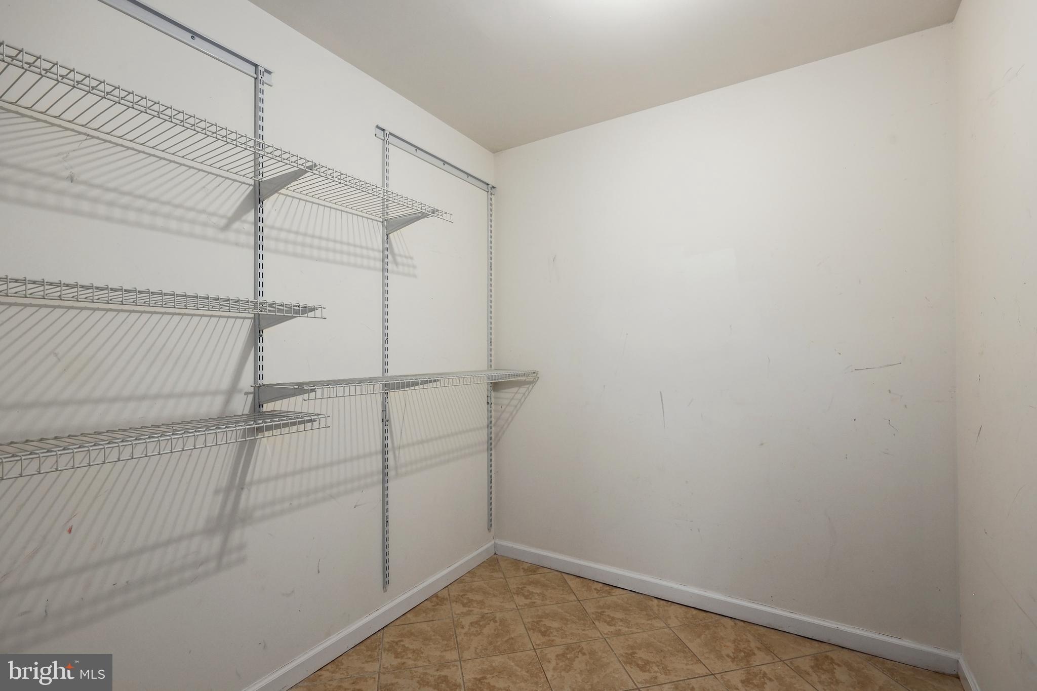 OAKLANDS - Residential