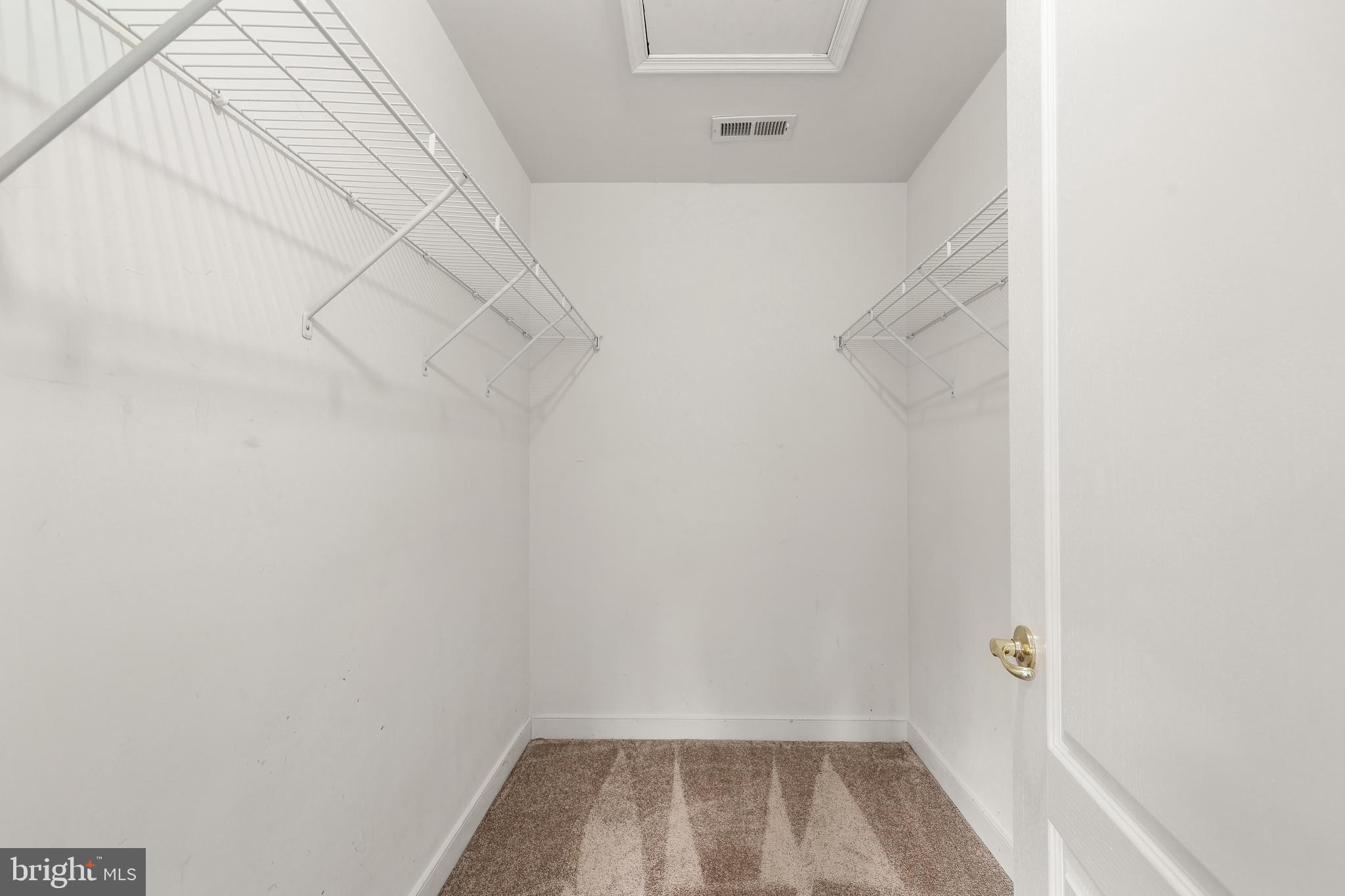 OAKLANDS - Residential