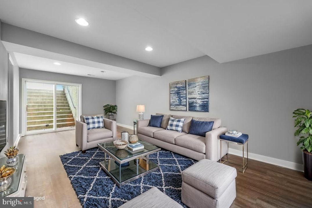 OAKLANDS - Residential