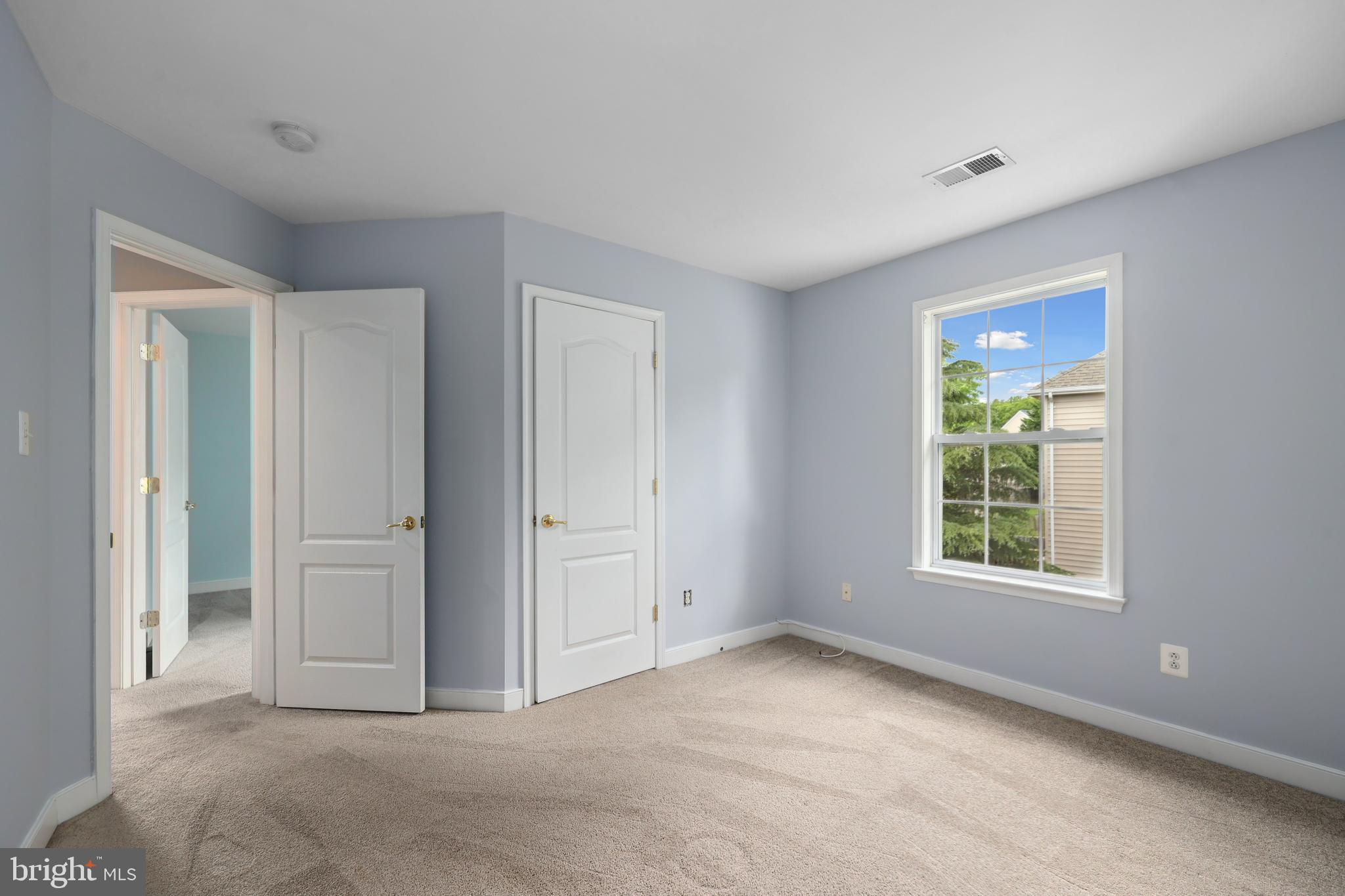 OAKLANDS - Residential