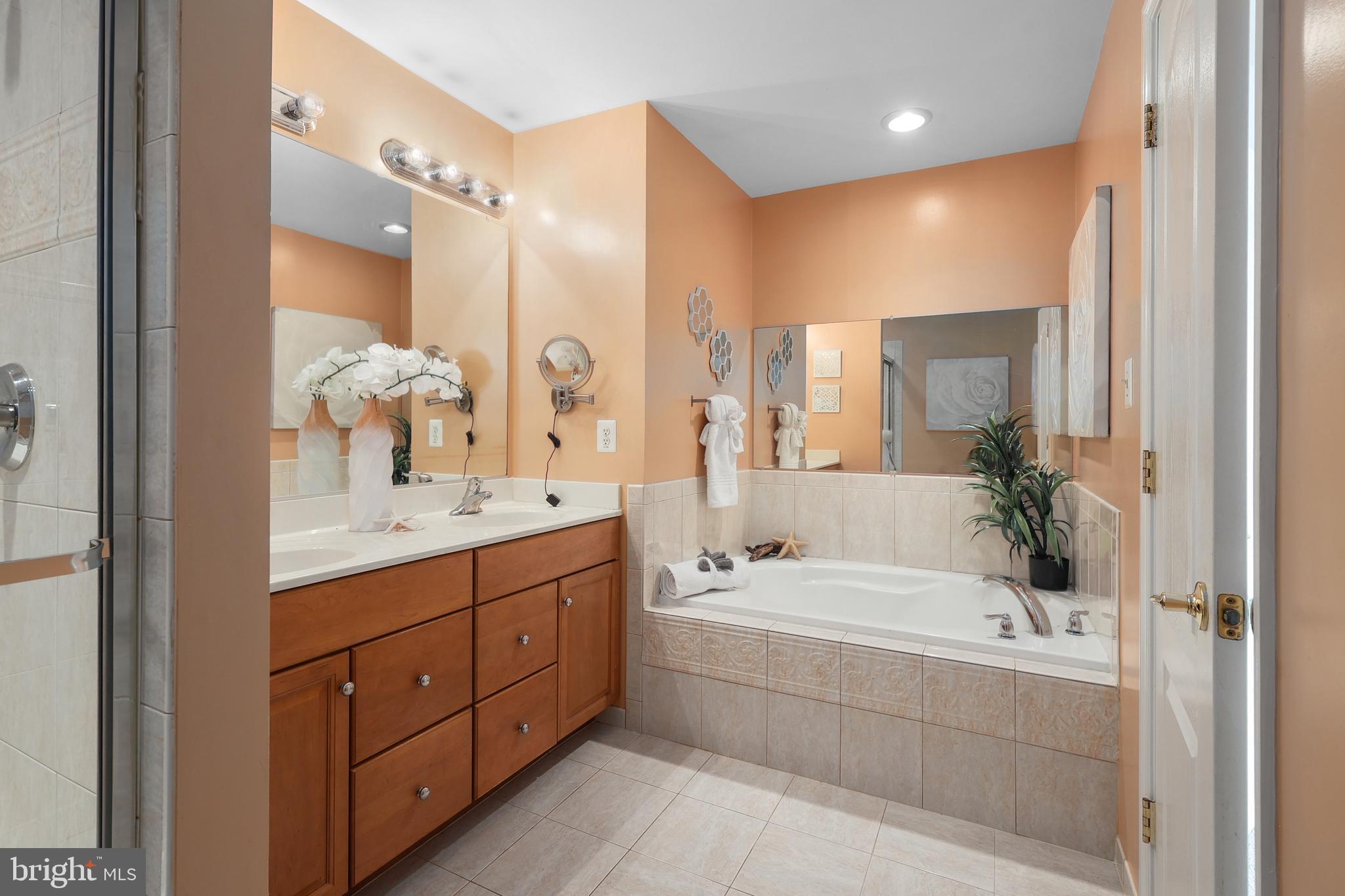 OAKLANDS - Residential