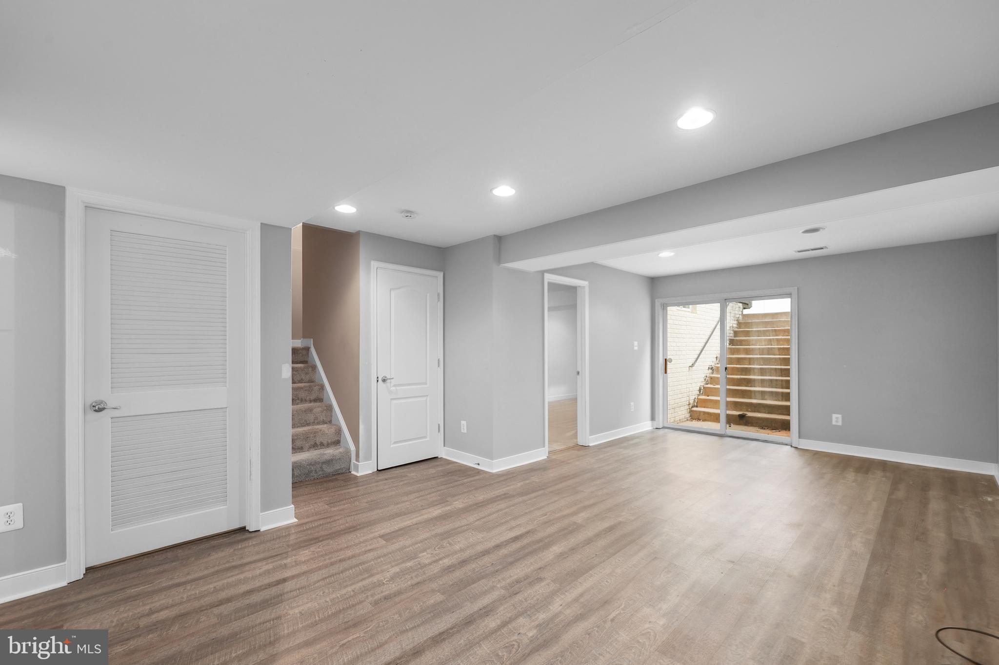 OAKLANDS - Residential