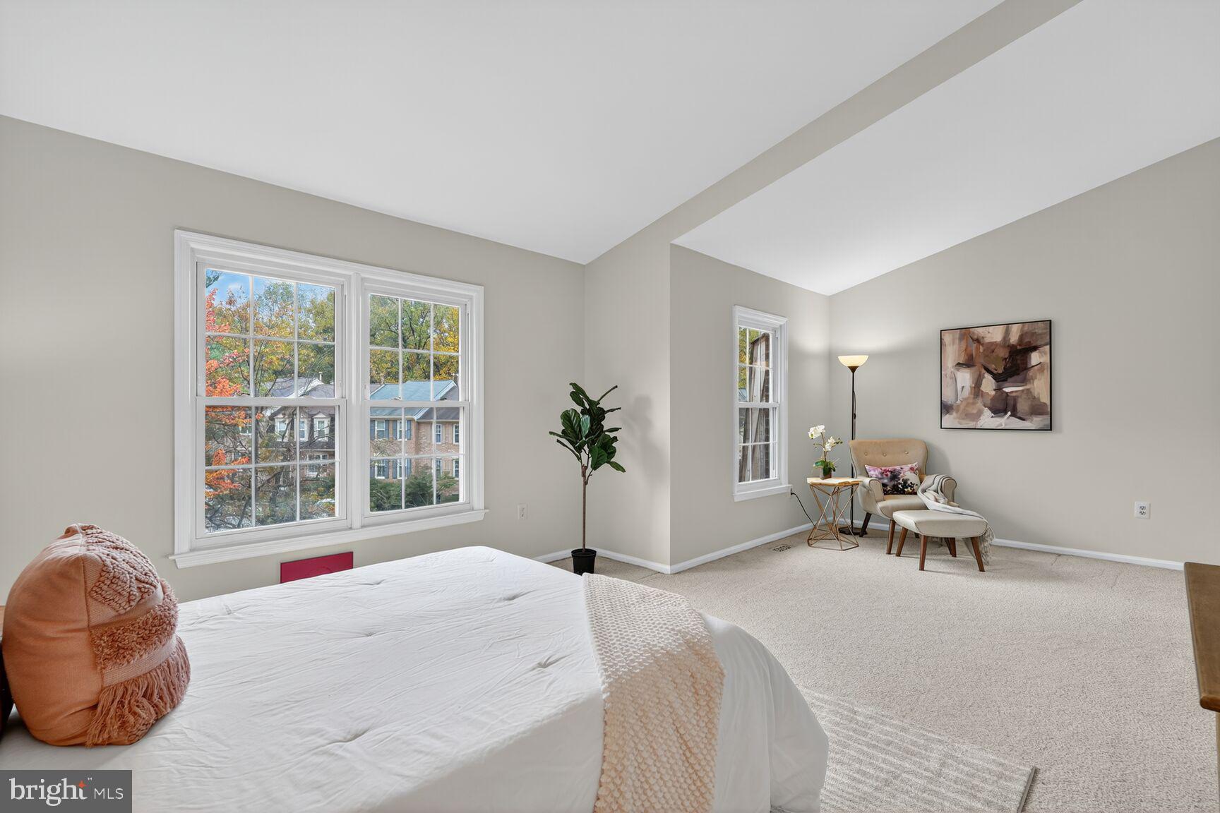 WILLOW CREEK - Residential