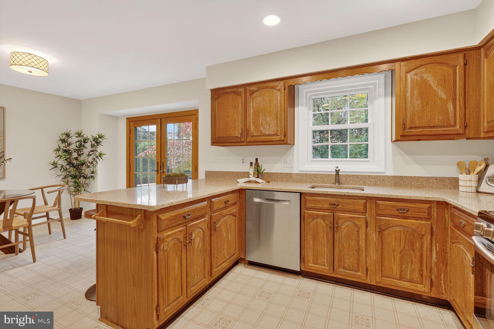 WILLOW CREEK - Residential